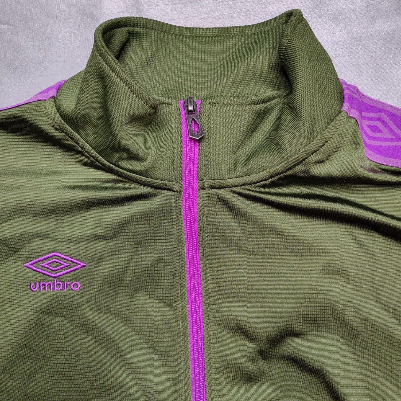 Umbro UMBRO Women L Green + Purple Sleeve Stripe Full Zip Track Jacket L/S NEW READ Womens Jacket/Track Jacket Green Purple Stripe Full Zip L Size L / US 10 / IT 46 - 2 Thumbnail