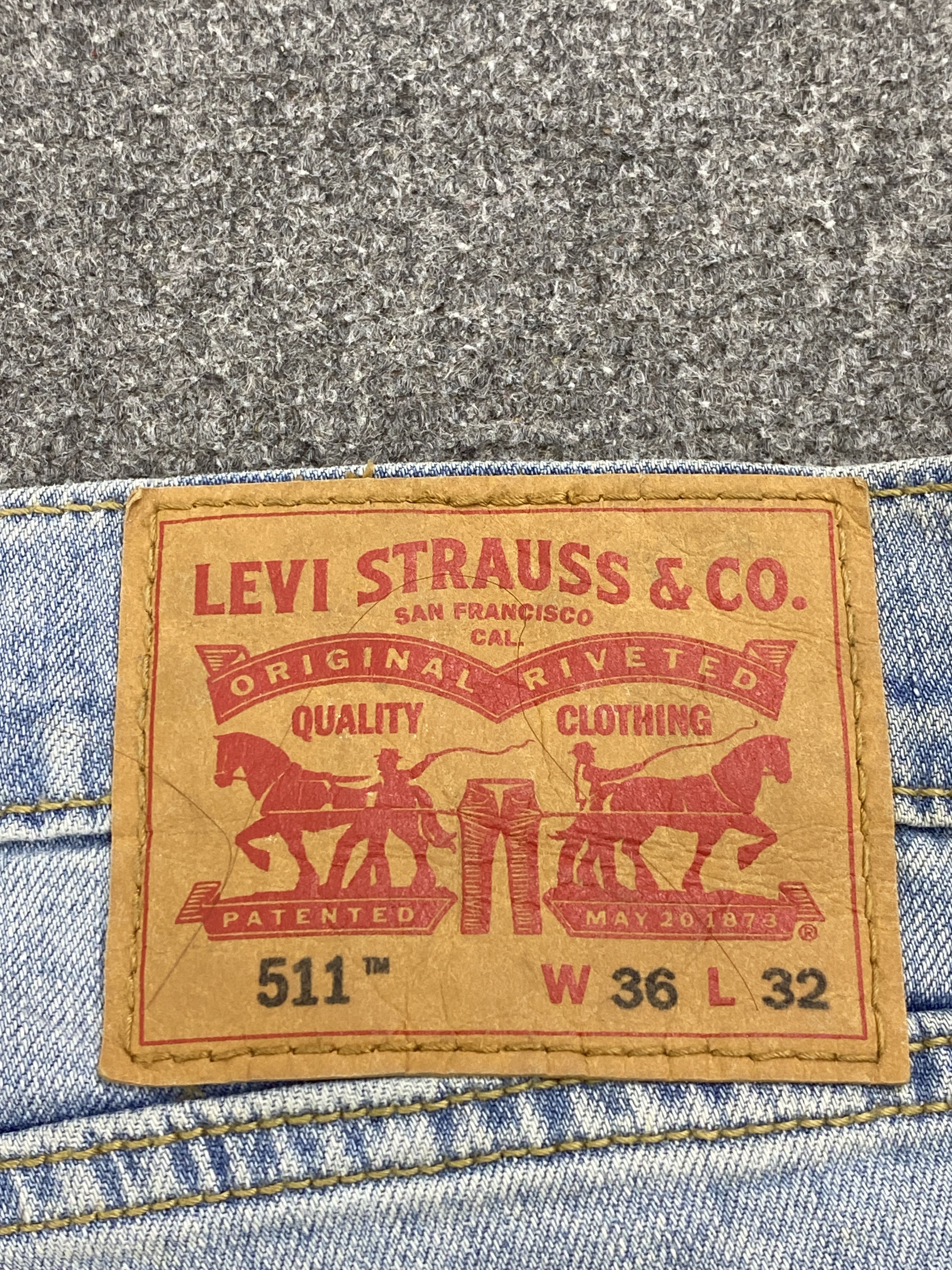 Levi's × Vintage Light Washed Vintage Levis 511 Slim Fit Jeans Size US 36 / EU 52 - 5 Thumbnail