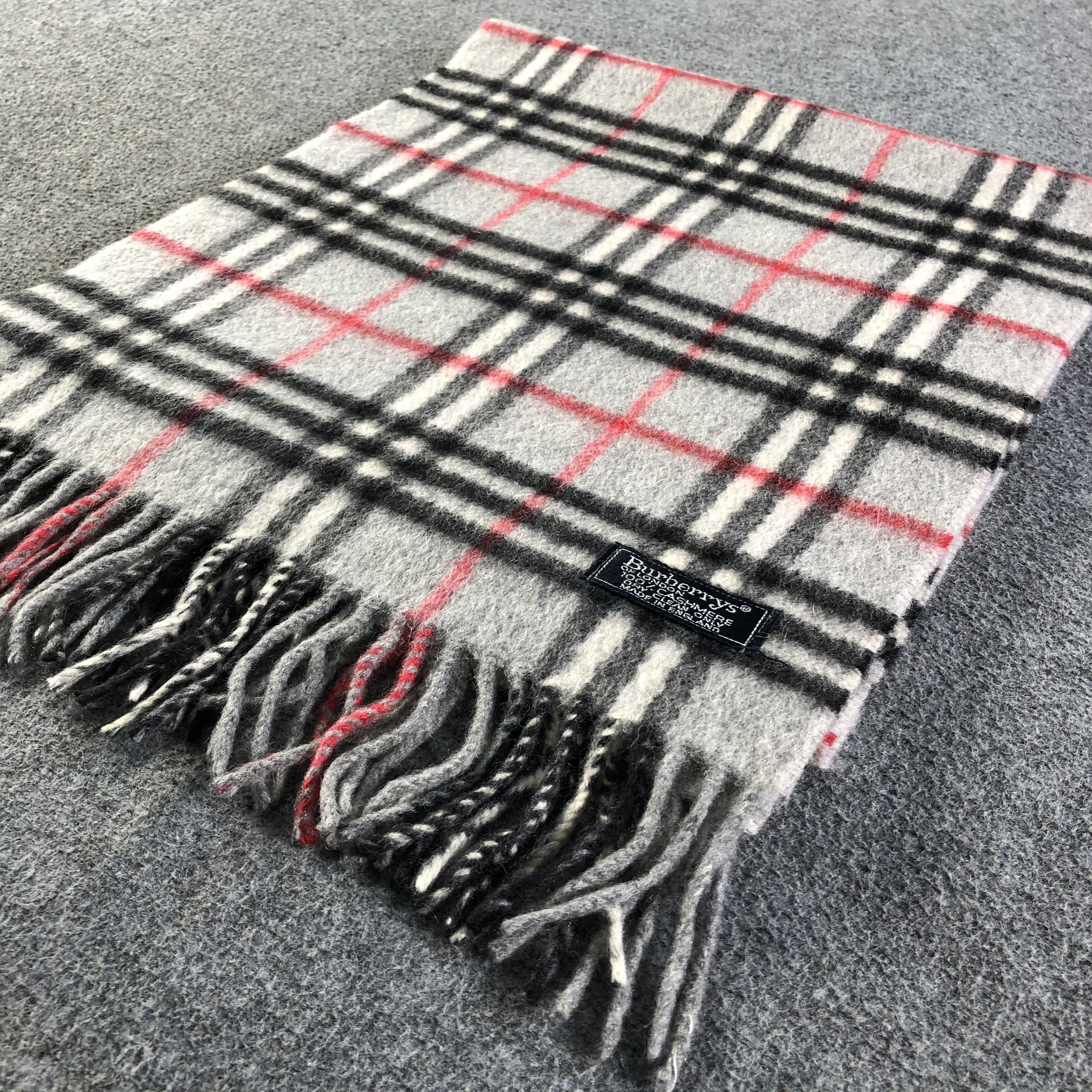 Burberry Burberry Cashmere Scarf / Muffler / Neckwear P584 Size ONE SIZE - 4 Thumbnail