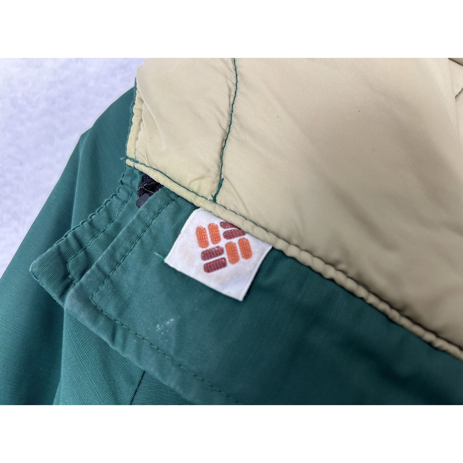 Columbia VTG Columbia Green Hiking Jacket Original Logo Size Medium Size M / US 6-8 / IT 42-44 - 2 Thumbnail
