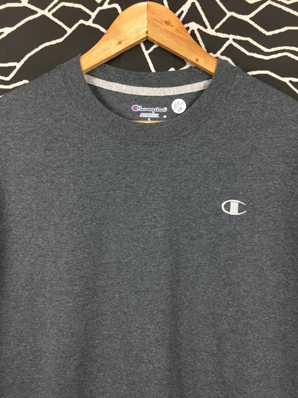 Champion × Vintage Champion Authentic Athleticwear Plain Essential Tee Size US L / EU 52-54 / 3 - 3 Thumbnail