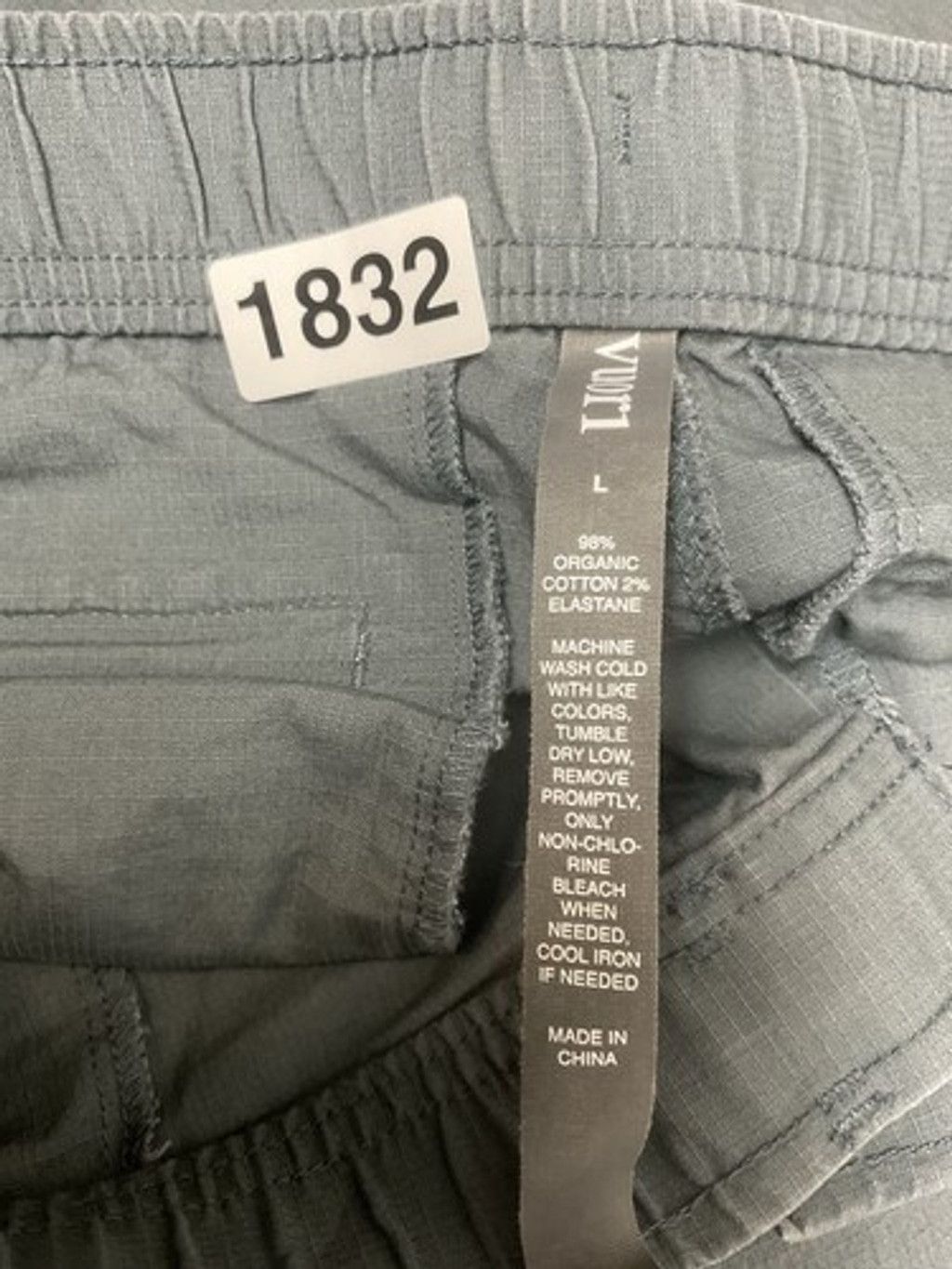 Vuori Vuori Outdoor Hike Athleisure Gorpcore Ripstop Pant Women L Size 34" / US 12 / IT 48 - 2 Thumbnail