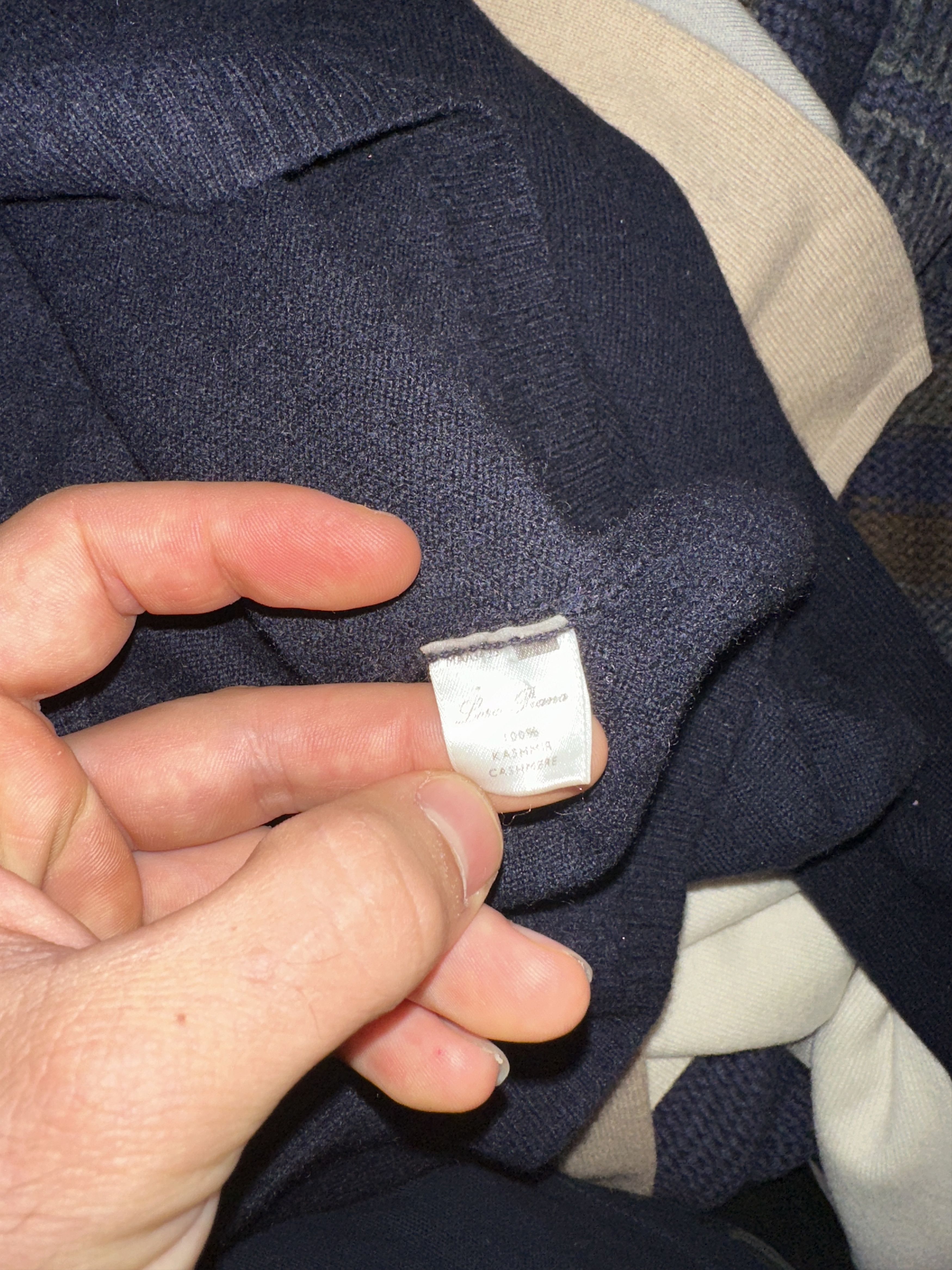 Loro Piana Loro Piana Cashmere V Neck Sweater Elbow Patches Size 46 M Size L / US 10 / IT 46 - 15 Thumbnail