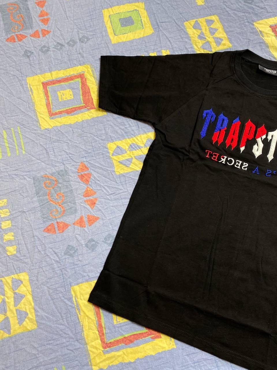 Trapstar London Trapstar tee big logo rare good times Size US M / EU 48-50 / 2 - 9 Thumbnail