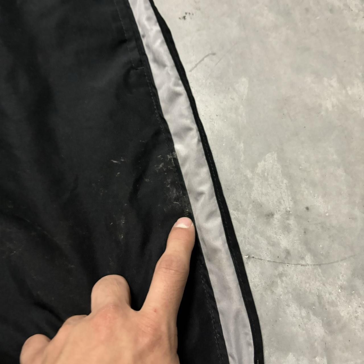 Japanese Brand × Vintage Crazy Vintage Y2K/2000s Baggy Black Grey Striped Skater Drill Essential Track Pants! Size US 32 / EU 48 - 7 Thumbnail