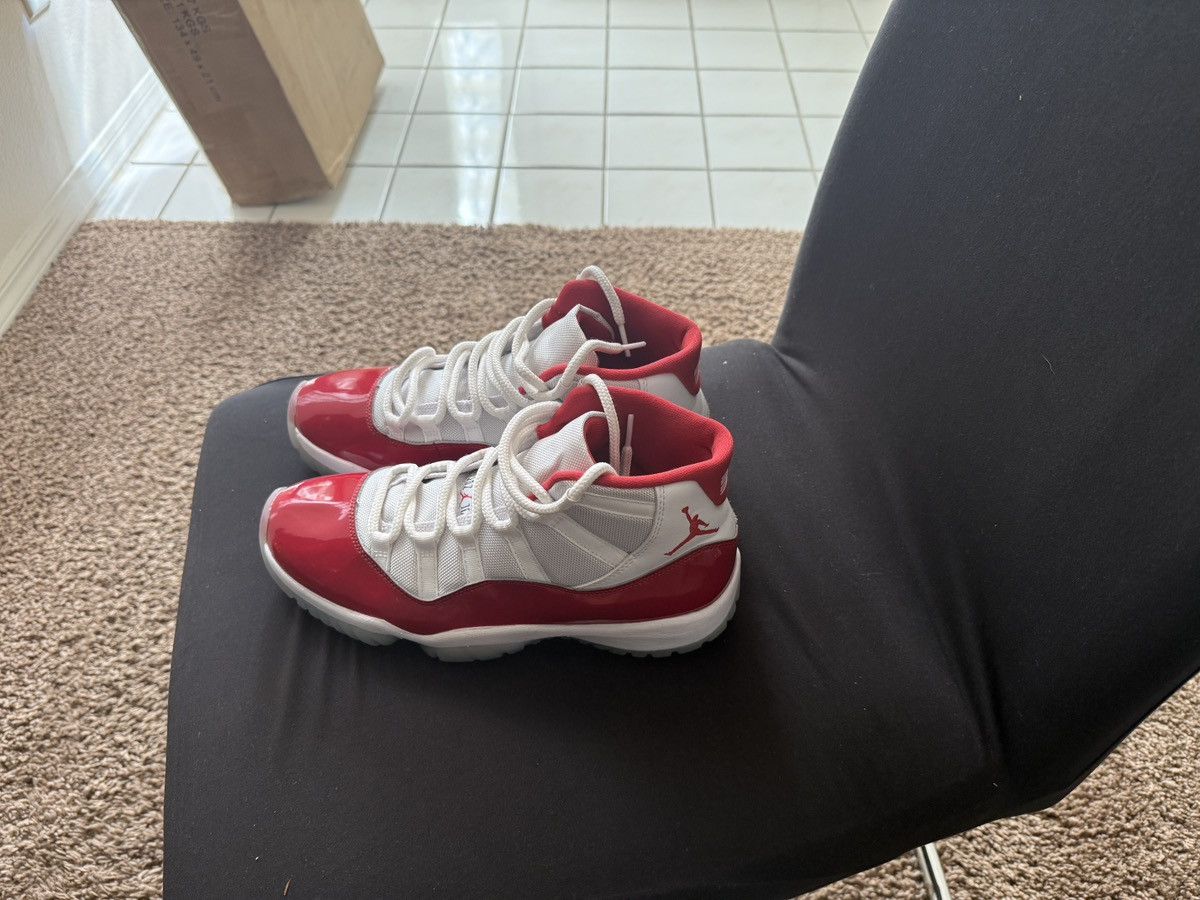 Jordan Brand Cherry Jordan 11’s Size US 9.5 / EU 42-43 - 3 Thumbnail