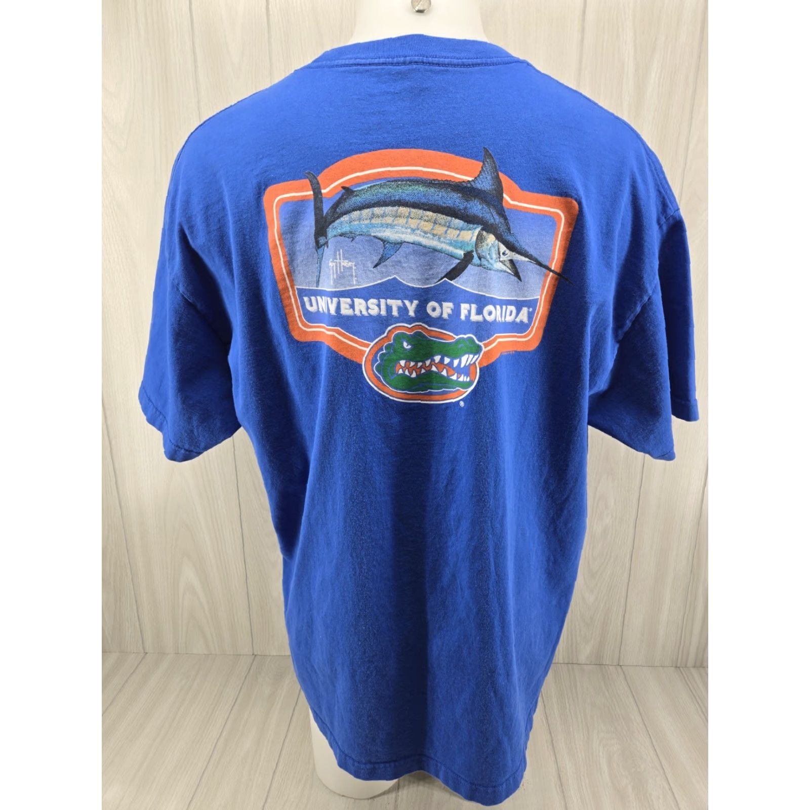Guy Harvey Guy Harvey University of Florida Blue T-shirt 2XL Mens Short Sleeve Size 2XL Size US XXL / EU 58 / 5 - 2 Thumbnail
