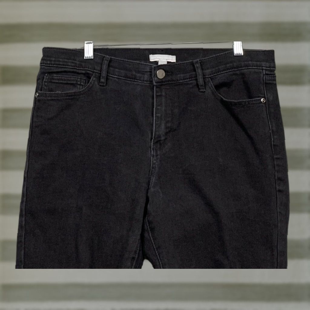 Vintage New York & Company Jeans Black 14 Distressed Straight Leg Women's Regular 5-Pocket Denim Jeans Size 36" / US 14 / IT 50 - 1 Thumbnail