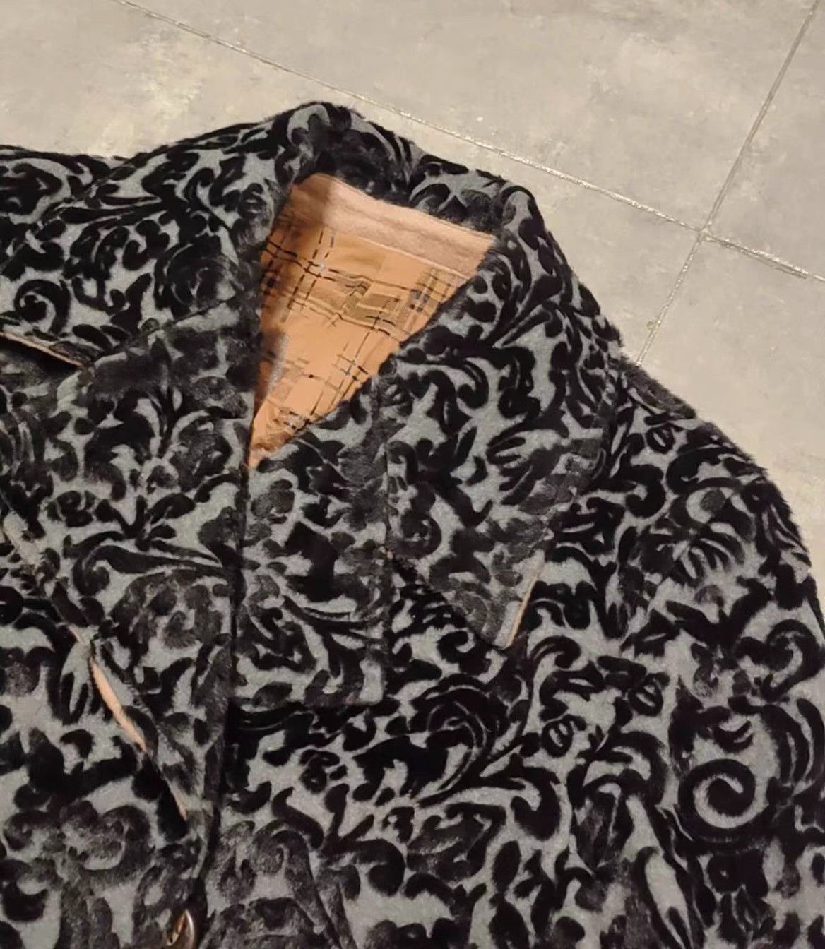Armani Armani Burnout Velvet Wool & Cashmere Navy Coat K18 Size US M / EU 48-50 / 2 - 2 Thumbnail