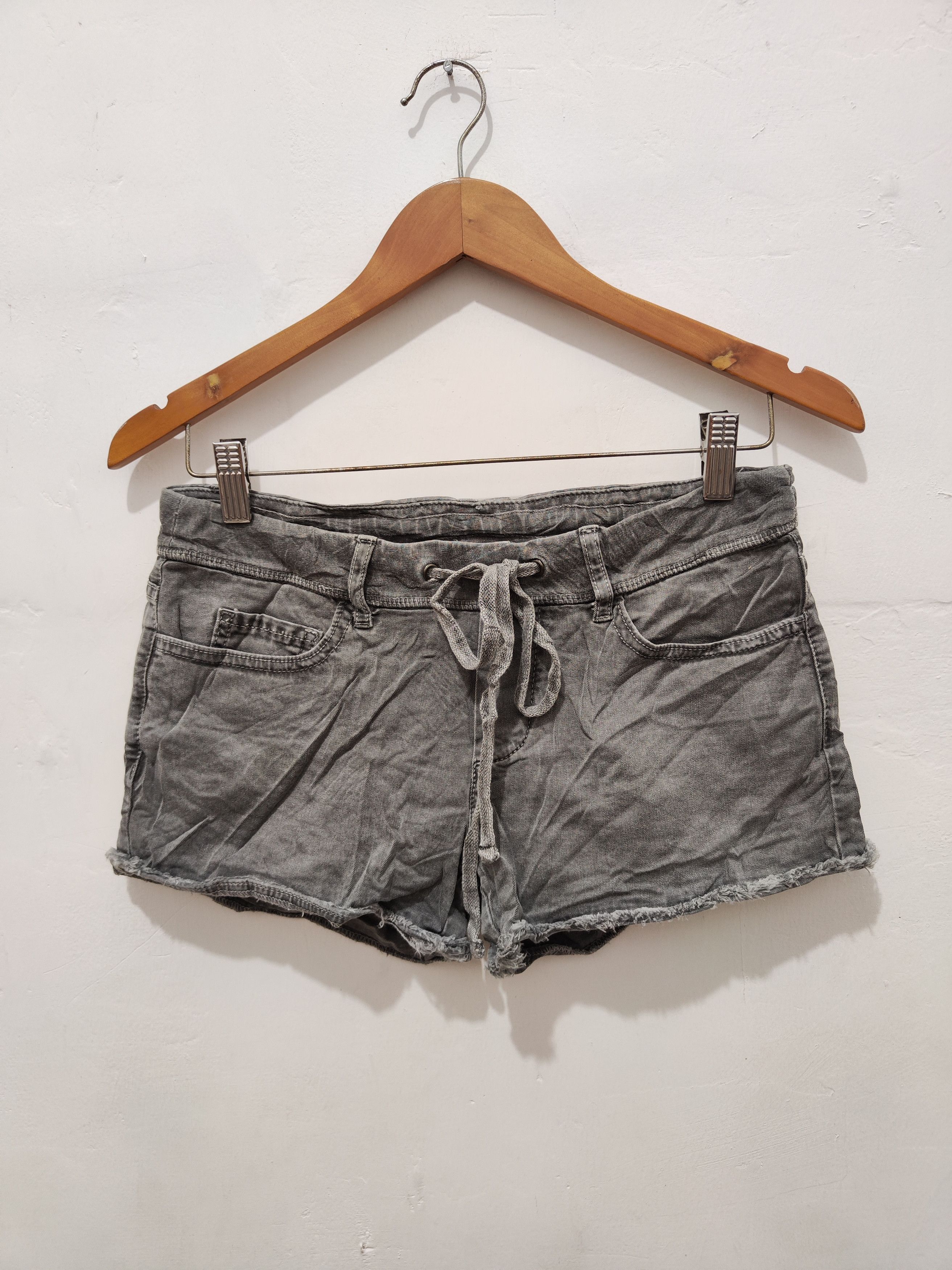 James Perse James Perse Shorts Size 25" / US 0 / IT 36 - 1 Thumbnail