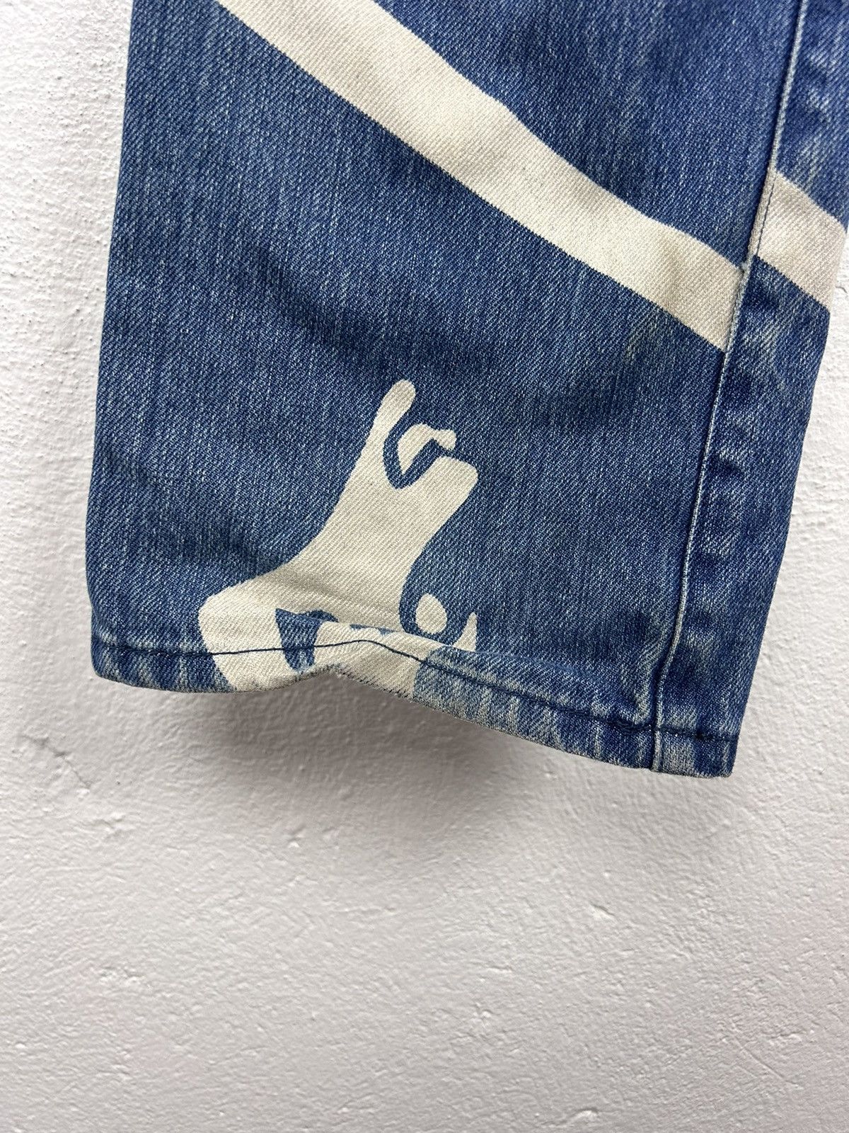 Life's a Beach Life's A Beach Allover Bones Print Denim Jeans Surfing Size US 34 / EU 50 - 8 Thumbnail