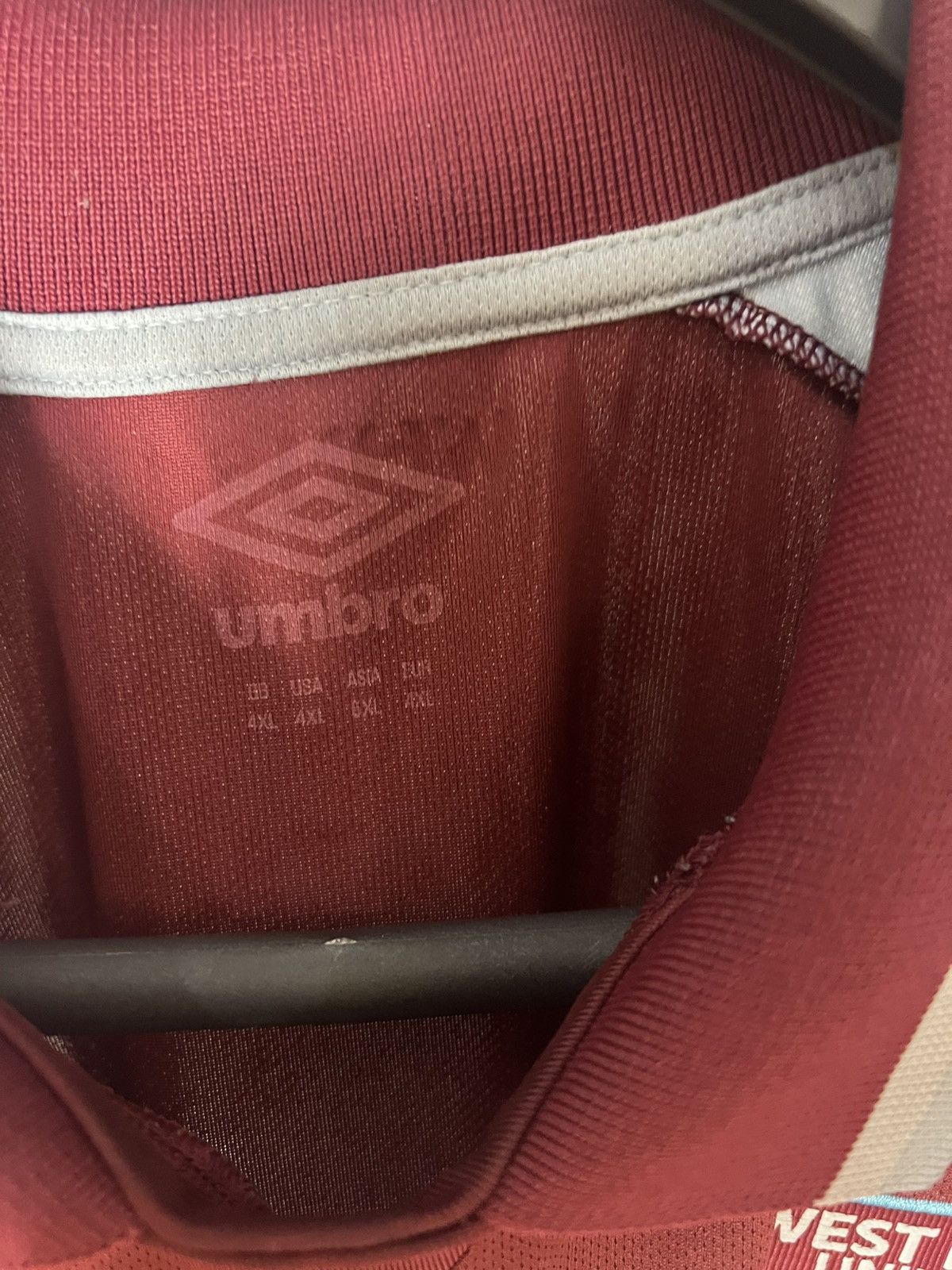 Vintage VERY RARE UMBRO FC WEST HAM UNITED ENGLAND SOCCER JERSEY 90s Size US XXL / EU 58 / 5 - 6 Thumbnail