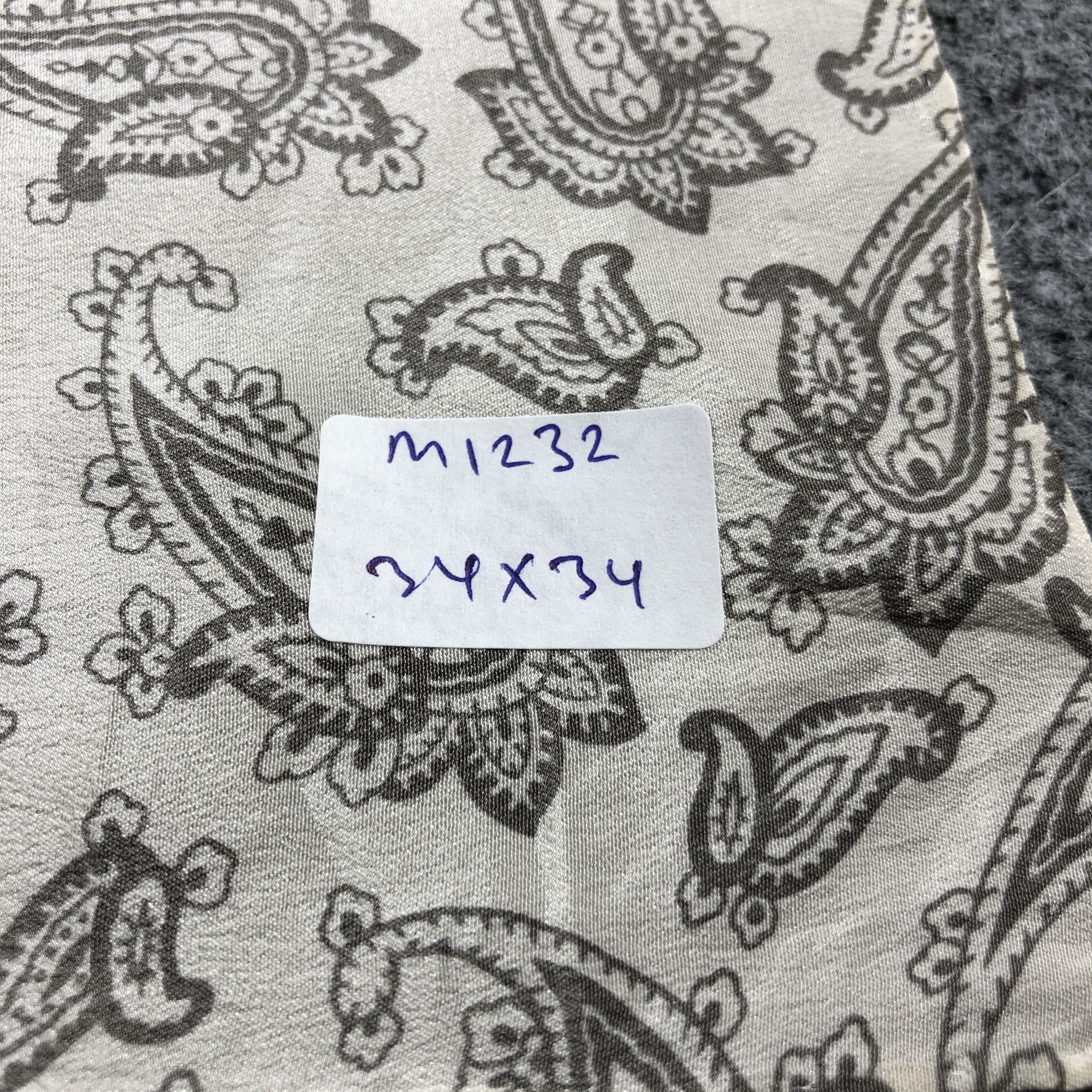 Calvin Klein Vintage Calvin Klein Paisley Silk Scarf M1232 Size ONE SIZE - 10 Thumbnail