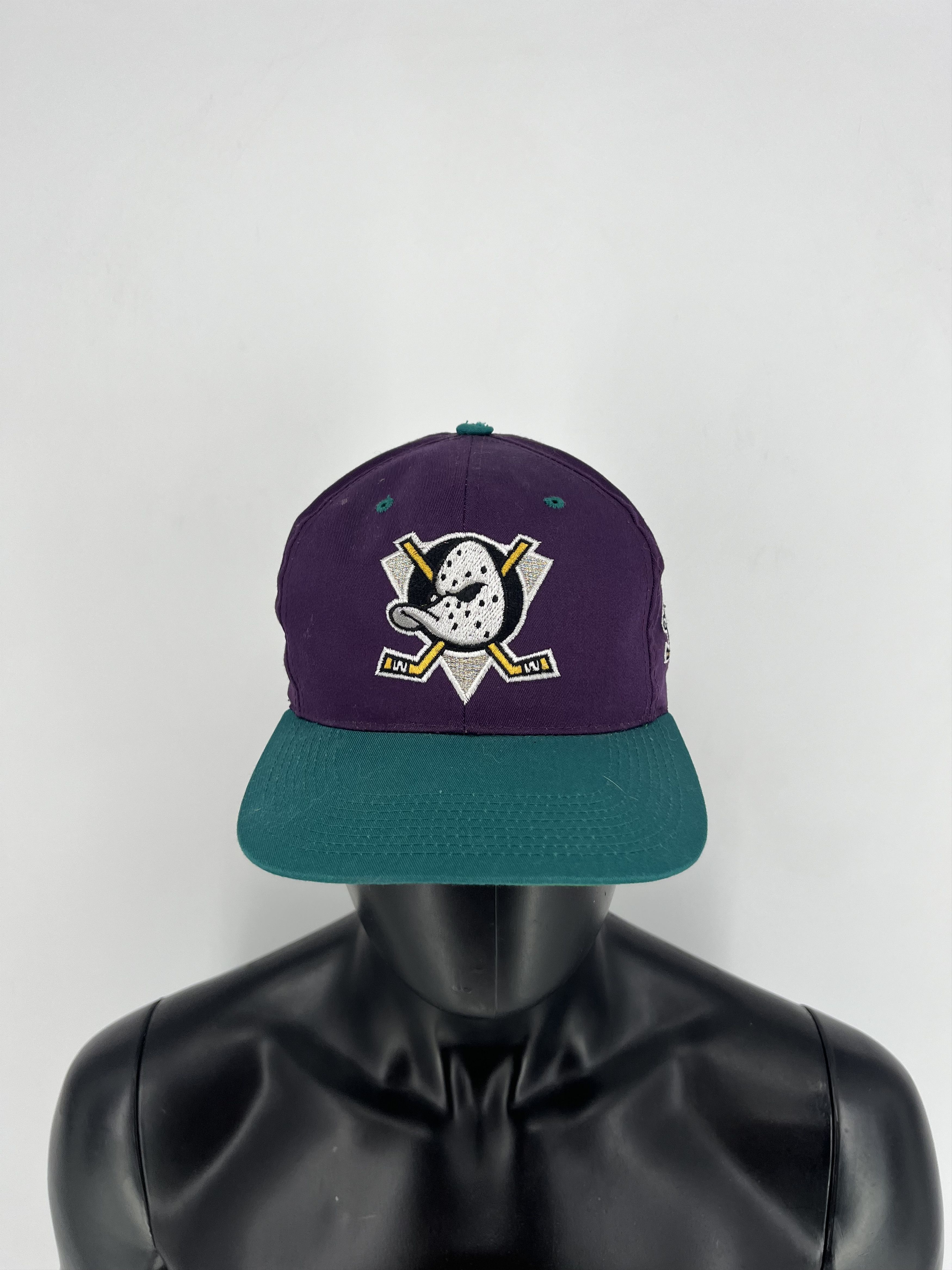 NHL Vintage Y2K NHL Hockey Embroidery logo Vintage Cap Size ONE SIZE - 1 Thumbnail