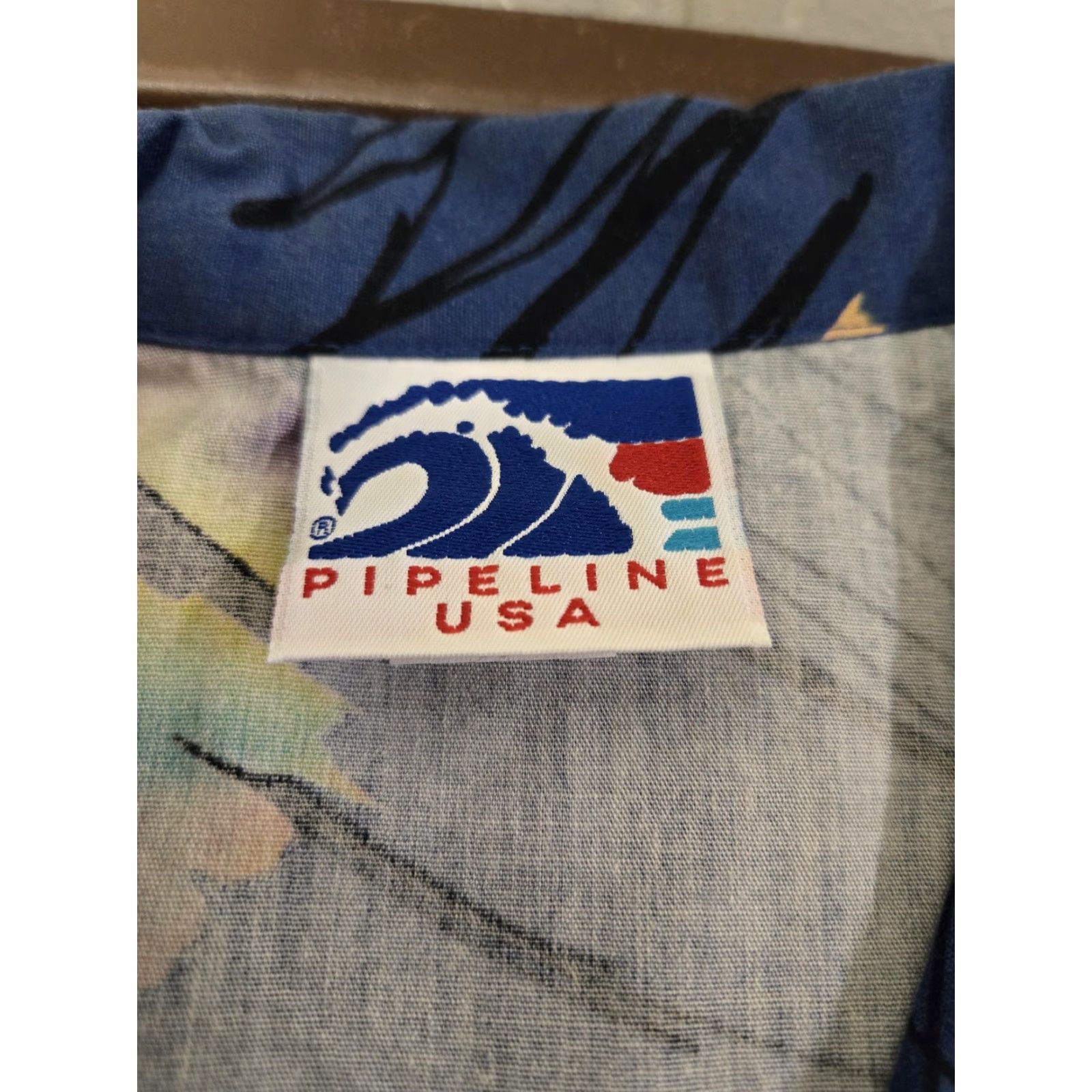 Vintage VINTAGE Pipeline USA Shirt Mens 1XL Blue Hawaiian Aloha Camp Button Front Made in USA Size US XL / EU 56 / 4 - 4 Thumbnail