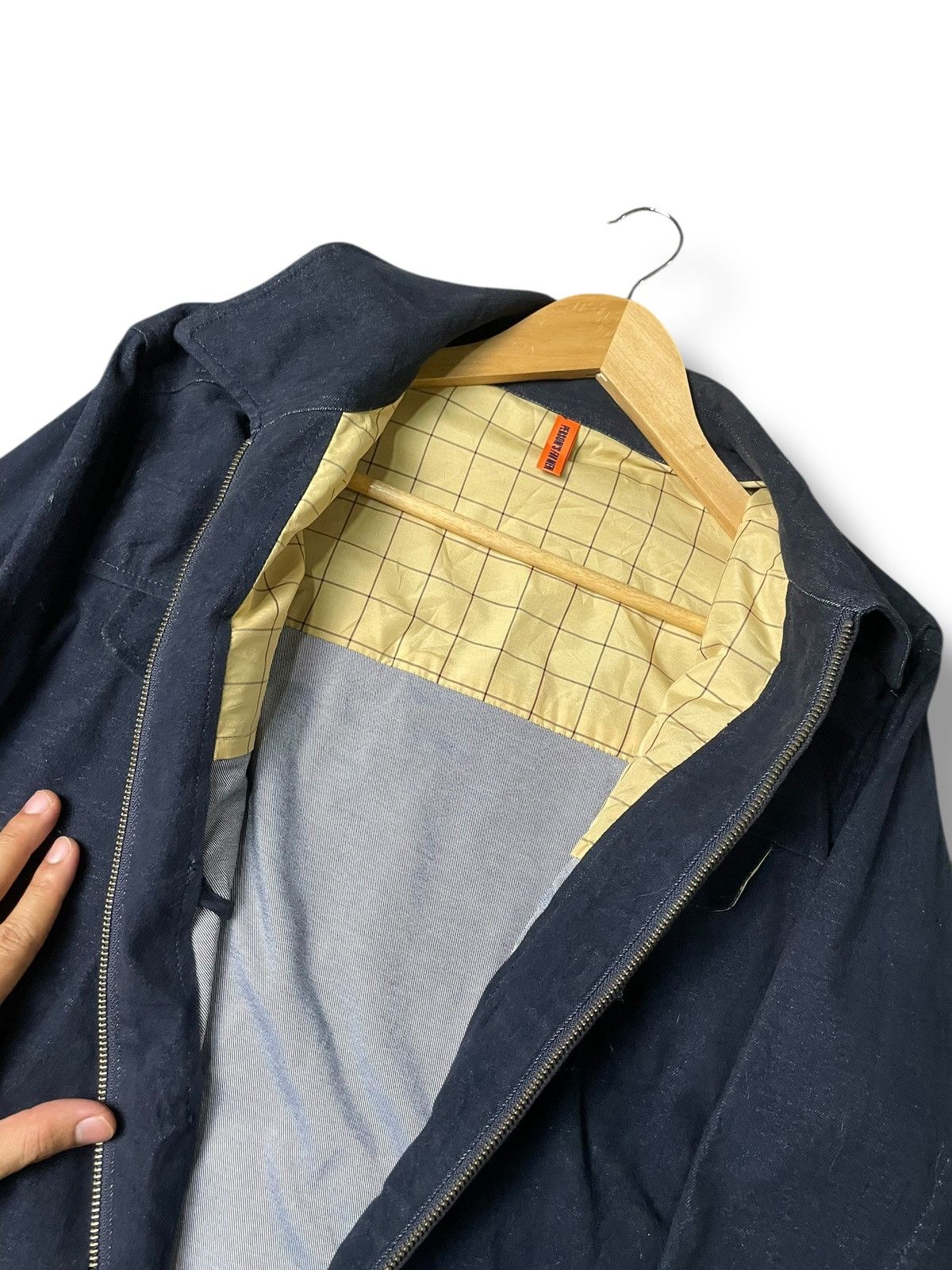 Japanese Brand × PERSON'S × Vintage Person’s For Men Polyester Zipper Light Jacket (114) Size US XS / EU 42 / 0 - 6 Thumbnail