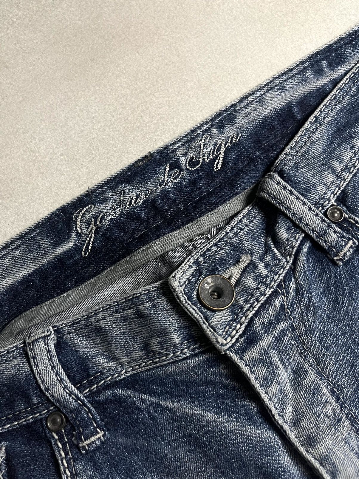 GOSTAR DE FUGA 💥SICK Gostar De Fuga Mudwash distress denim💥 Size US 34 / EU 50 - 7 Thumbnail