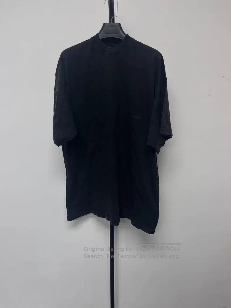 Balenciaga Balenciaga Solid Color Round Neck Pullover Short Sleeve Size S / US 4 / IT 40 - 2 Thumbnail