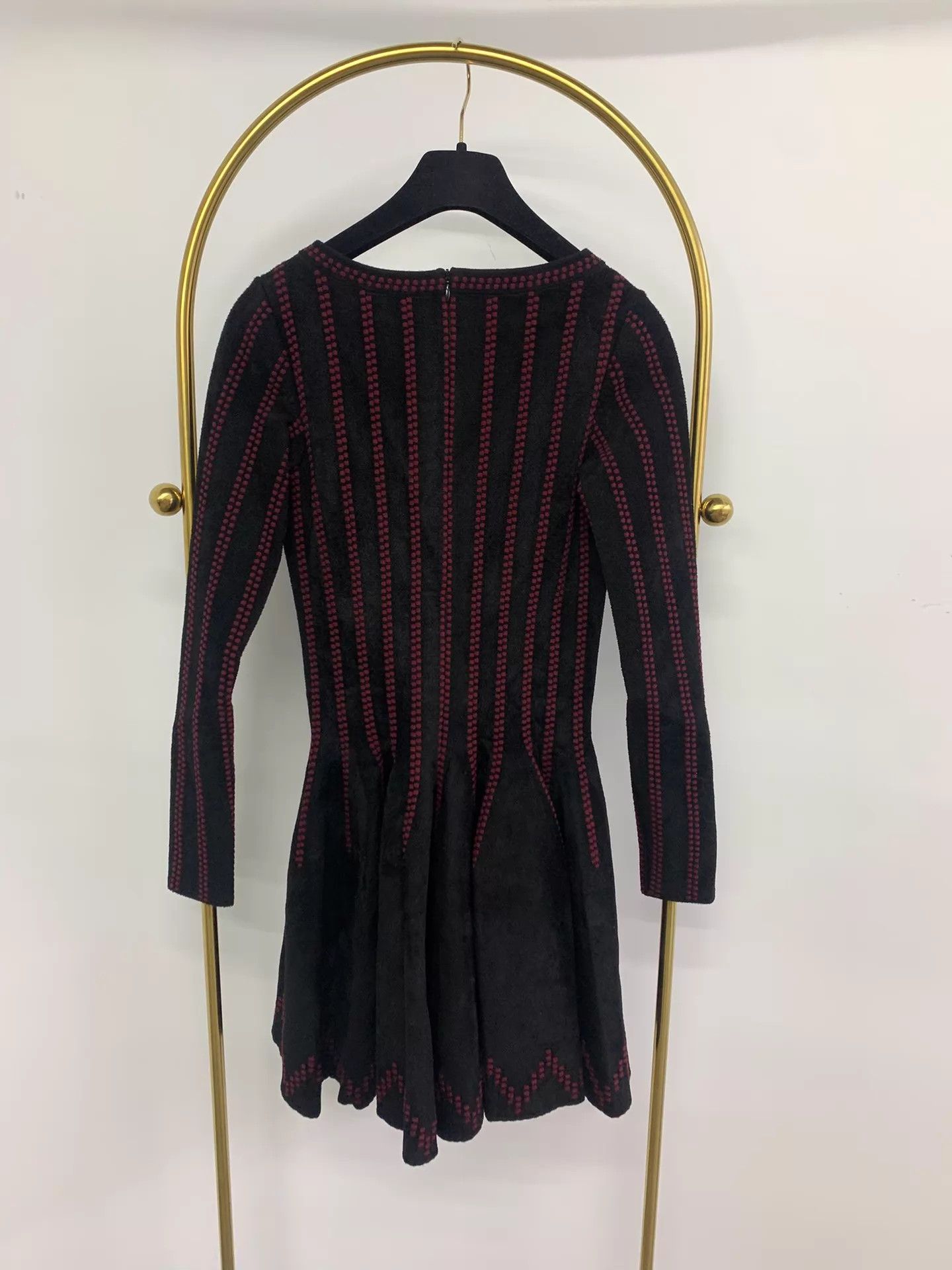 Alaia Alaia colorblocked black red long-sleeve dress Size XS / US 0-2 / IT 36-38 - 3 Thumbnail