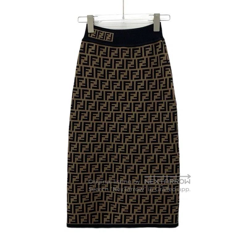Fendi Fendi Dark brown logo lettering full print casual knitted Size 42" / US 20 - 1 Thumbnail