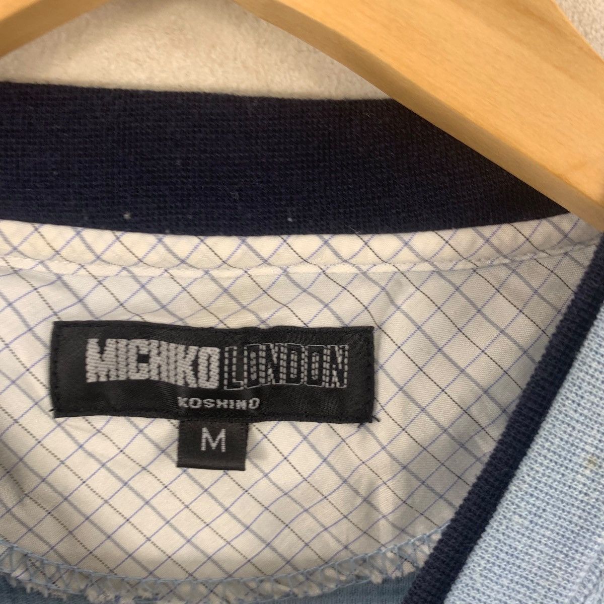 Michiko Koshino London MICHIKO LONDON KOSHINO EmbroLogo Top Design Studio Size M / US 6-8 / IT 42-44 - 9 Thumbnail