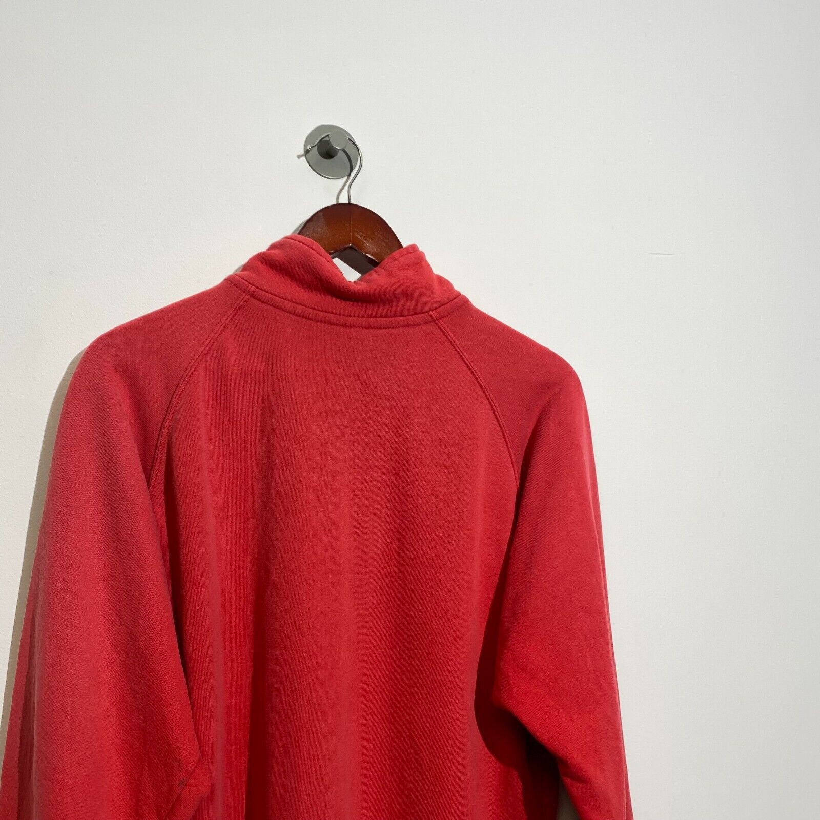 Vintage Vintage Unisex Red Cotton Sweatshirt Size L Washed 90s Size US L / EU 52-54 / 3 - 10 Thumbnail