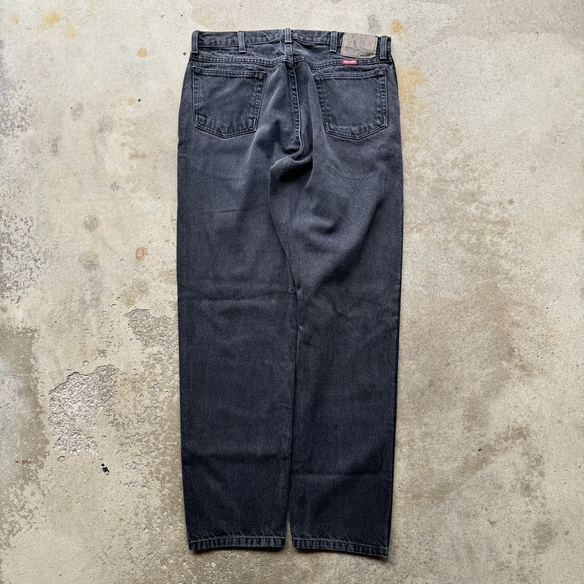 Vintage Faded Black Wrangler Jeans Skater ERD Grunge Thrashed Size US 33 - 2 Thumbnail