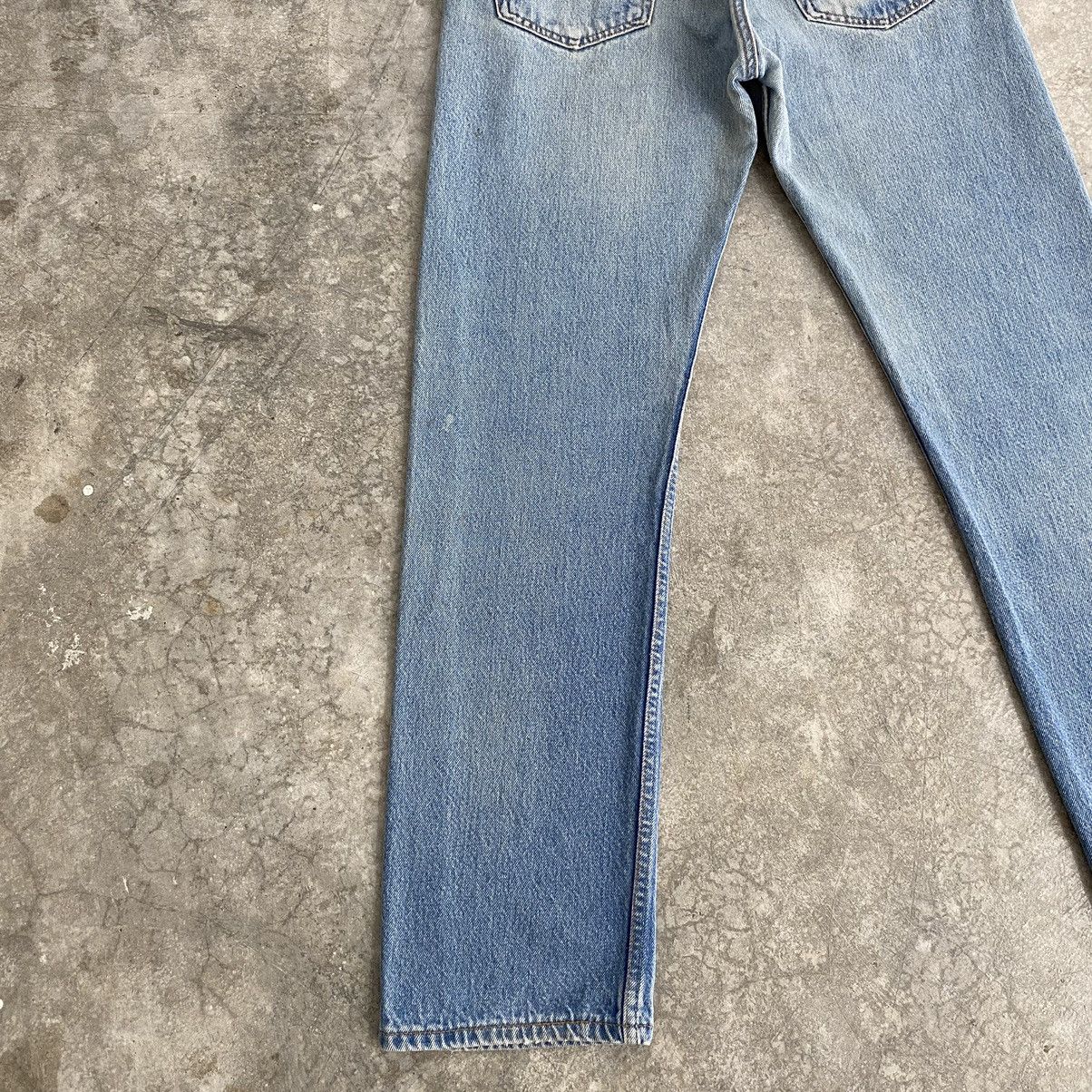 Levi's Size 31x30.5 VTG 90’s Levis 501xx Light Blue Jeans Size US 31 - 17 Thumbnail
