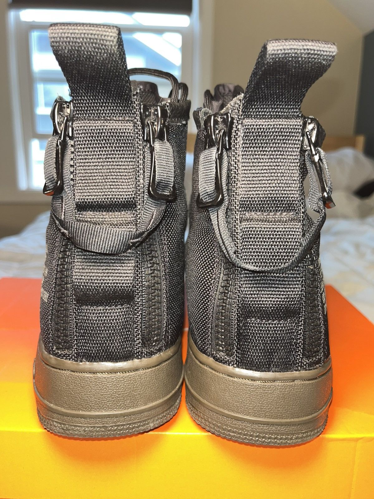 Nike Nike SF Air Force 1 Mid Size US 12 / EU 45 - 8 Thumbnail