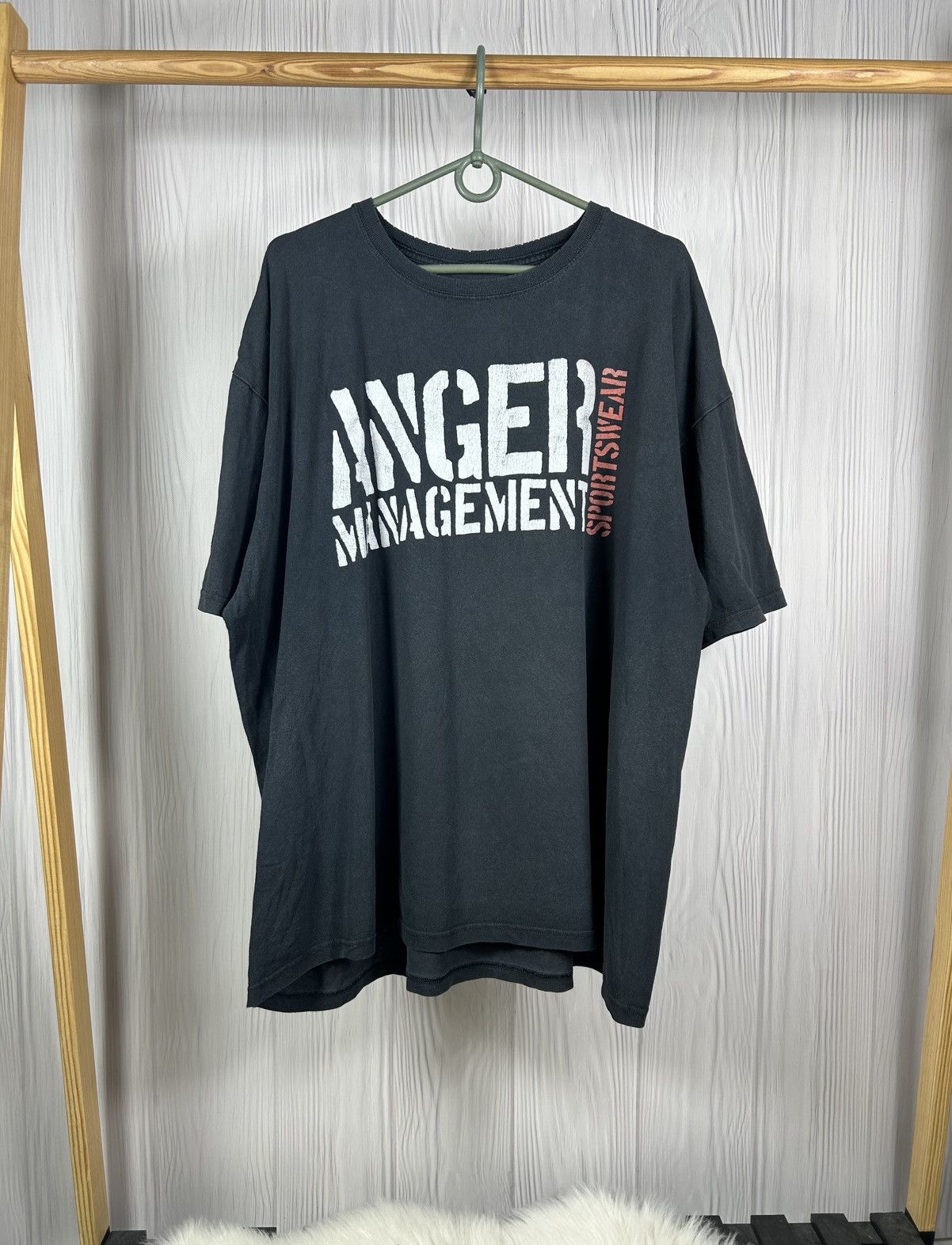 Band Tees Vintage Anger Management The Gym Is My Bitch Distressed Tee Size US XXL / EU 58 / 5 - 1 Thumbnail