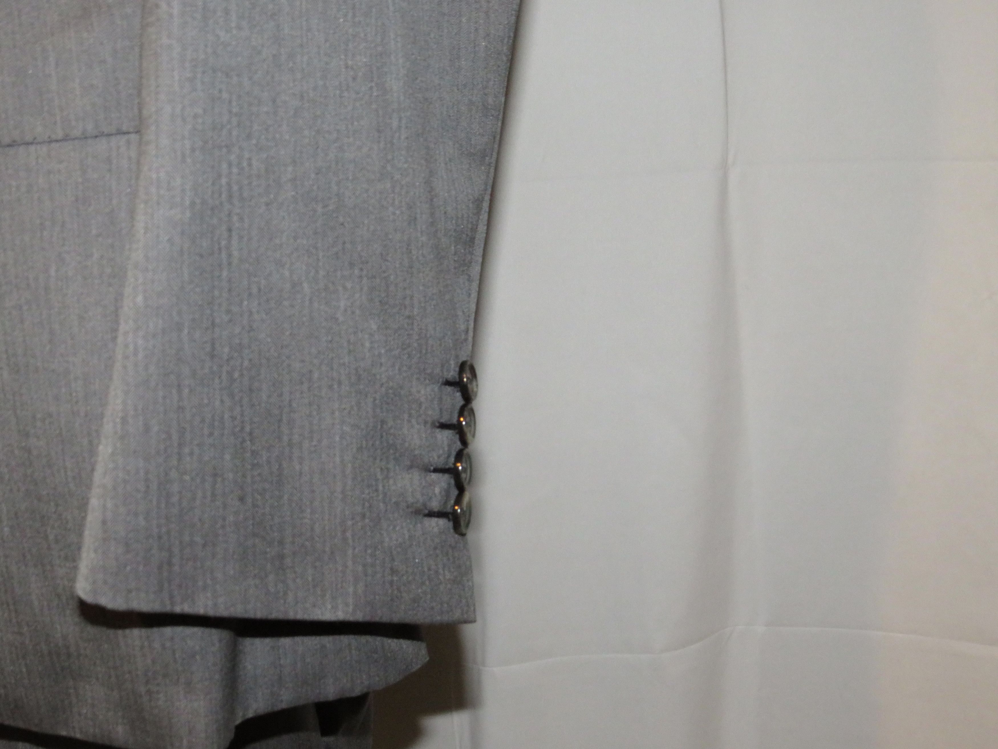 Brioni Silk Blend Gray Herringbone Double Breasted Suit 54R NWT Size 54R - 8 Thumbnail