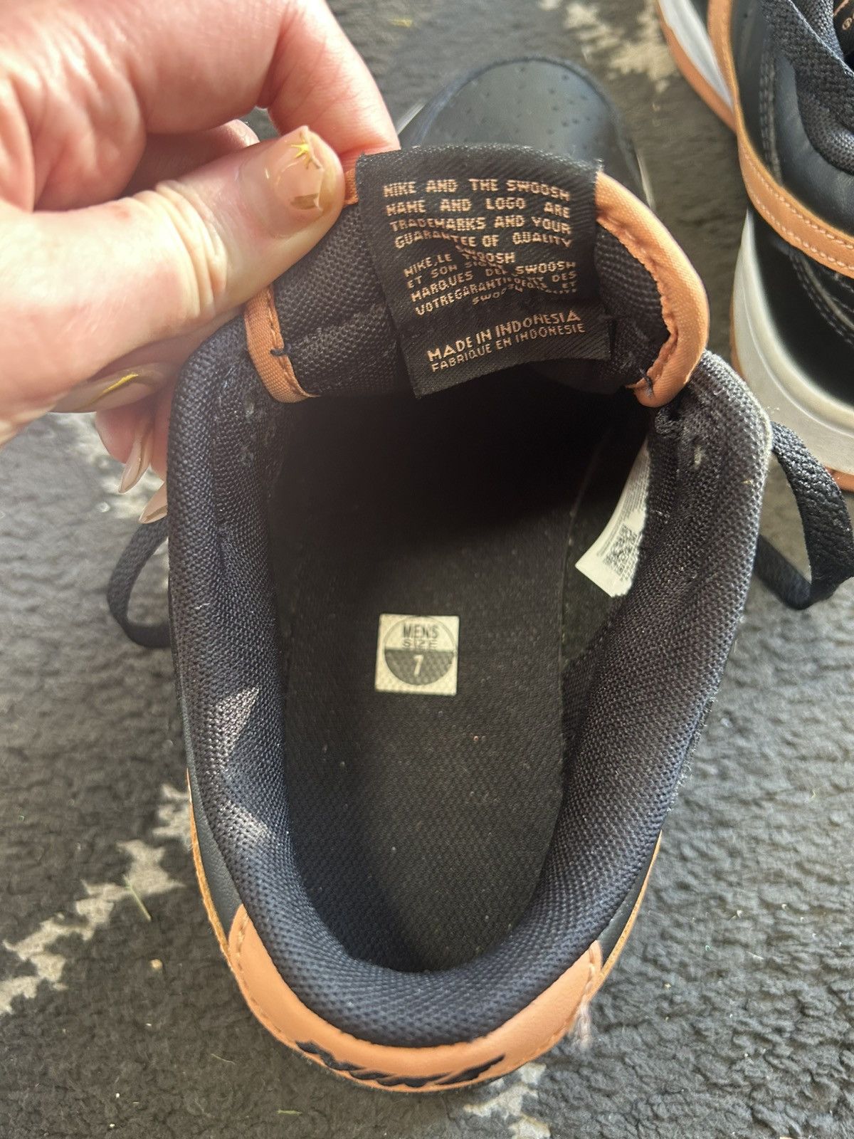 Nike NIKE LOW DUNK Size US 7 / EU 40 - 3 Thumbnail