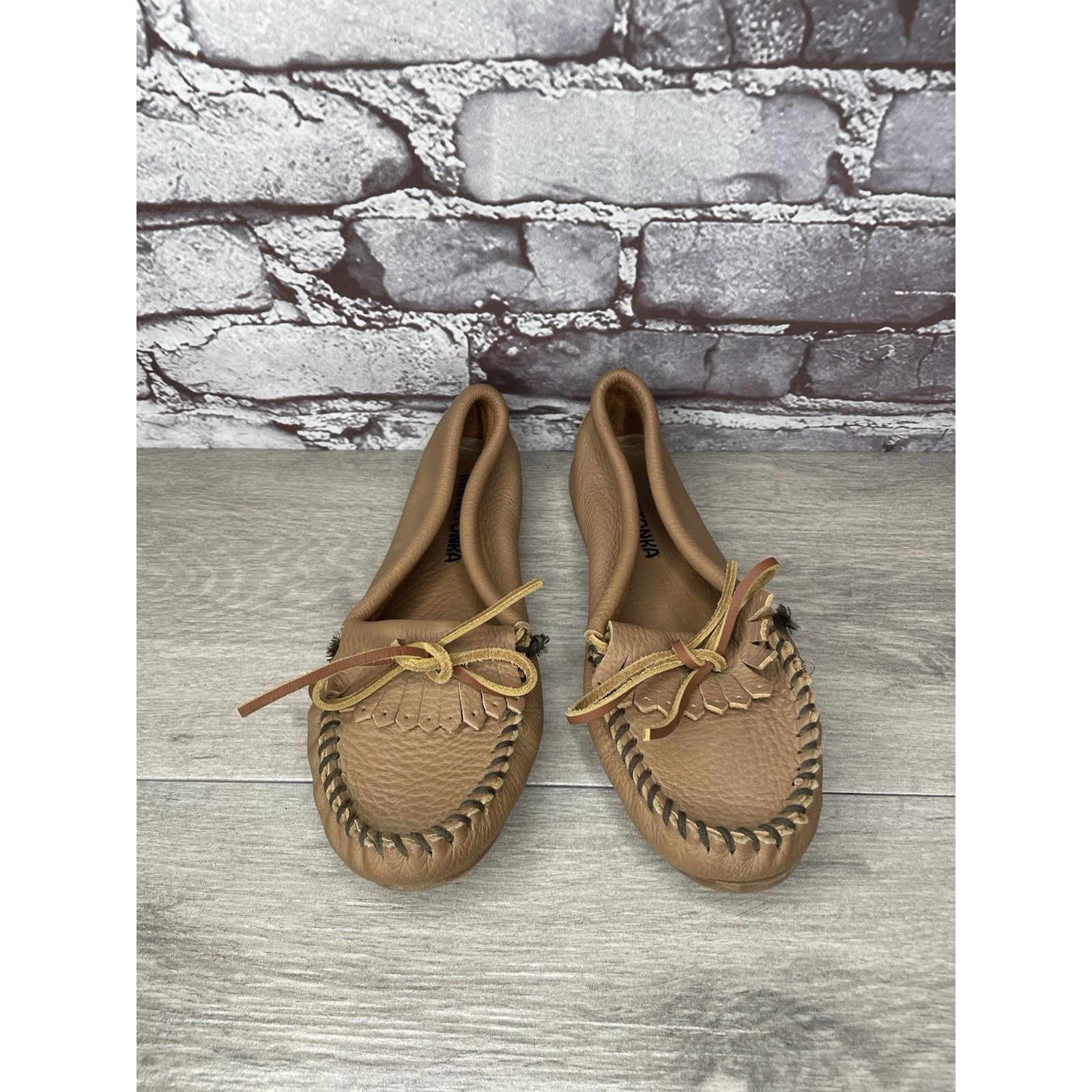 Minnetonka Minnetonka Moccasins Brown Leather Driving Moccasin Loafers Size US 6 / IT 36 - 7 Thumbnail