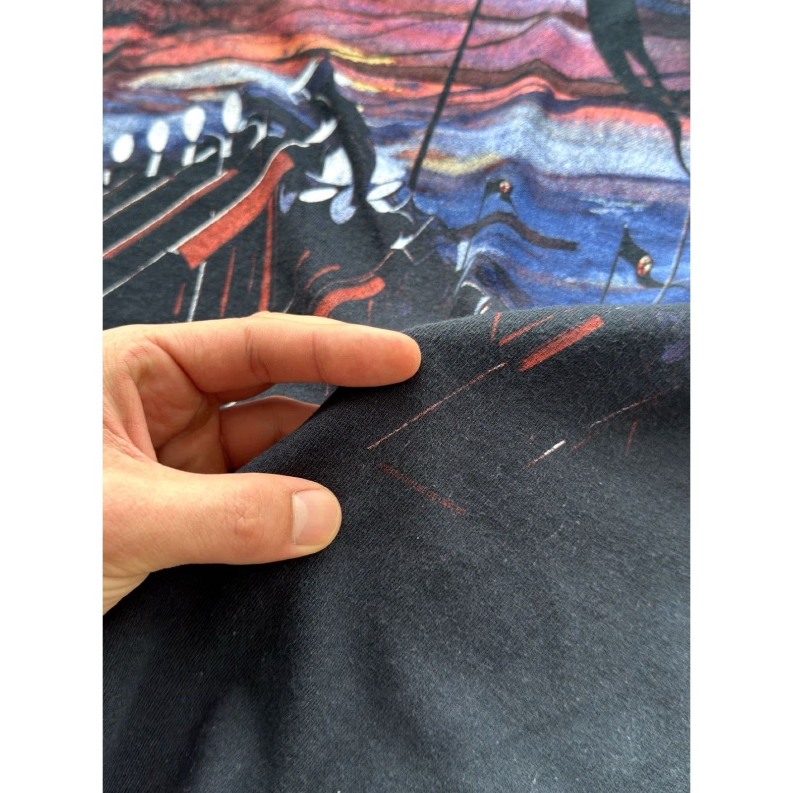 Gildan VINTAGE Pink Floyd The Wall Marching Hammers XL Shirt Mens Size US XL / EU 56 / 4 - 4 Thumbnail