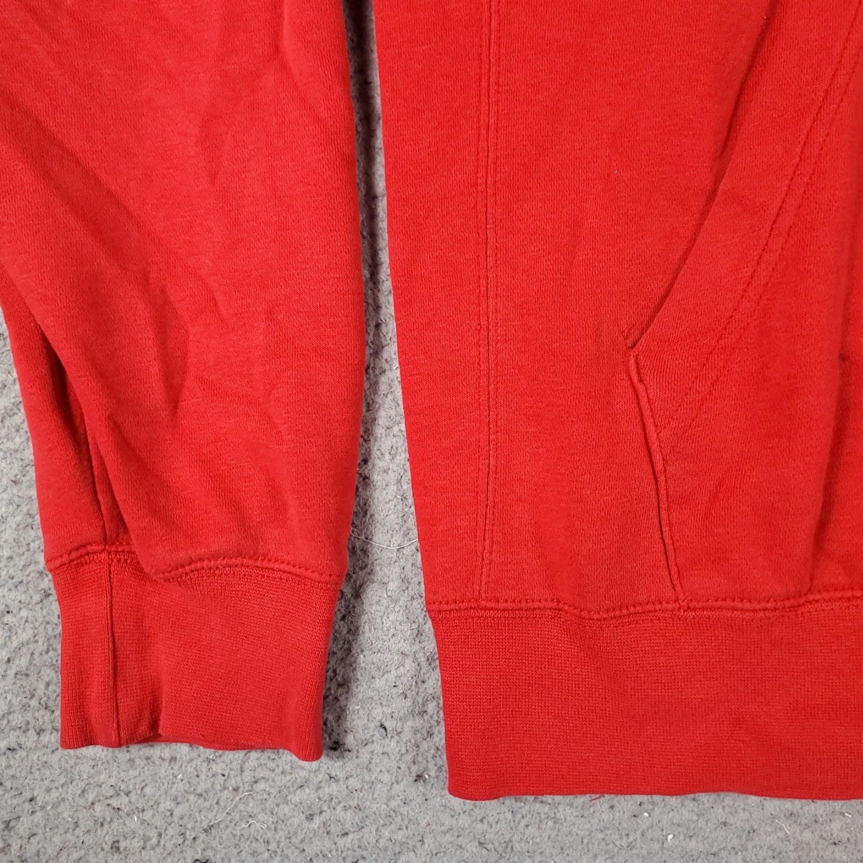 Nike VINTAGE Nike Hoodie Pullover Mens Medium Red Logo Sweatshirt Sportswear Casual Size US M / EU 48-50 / 2 - 3 Thumbnail
