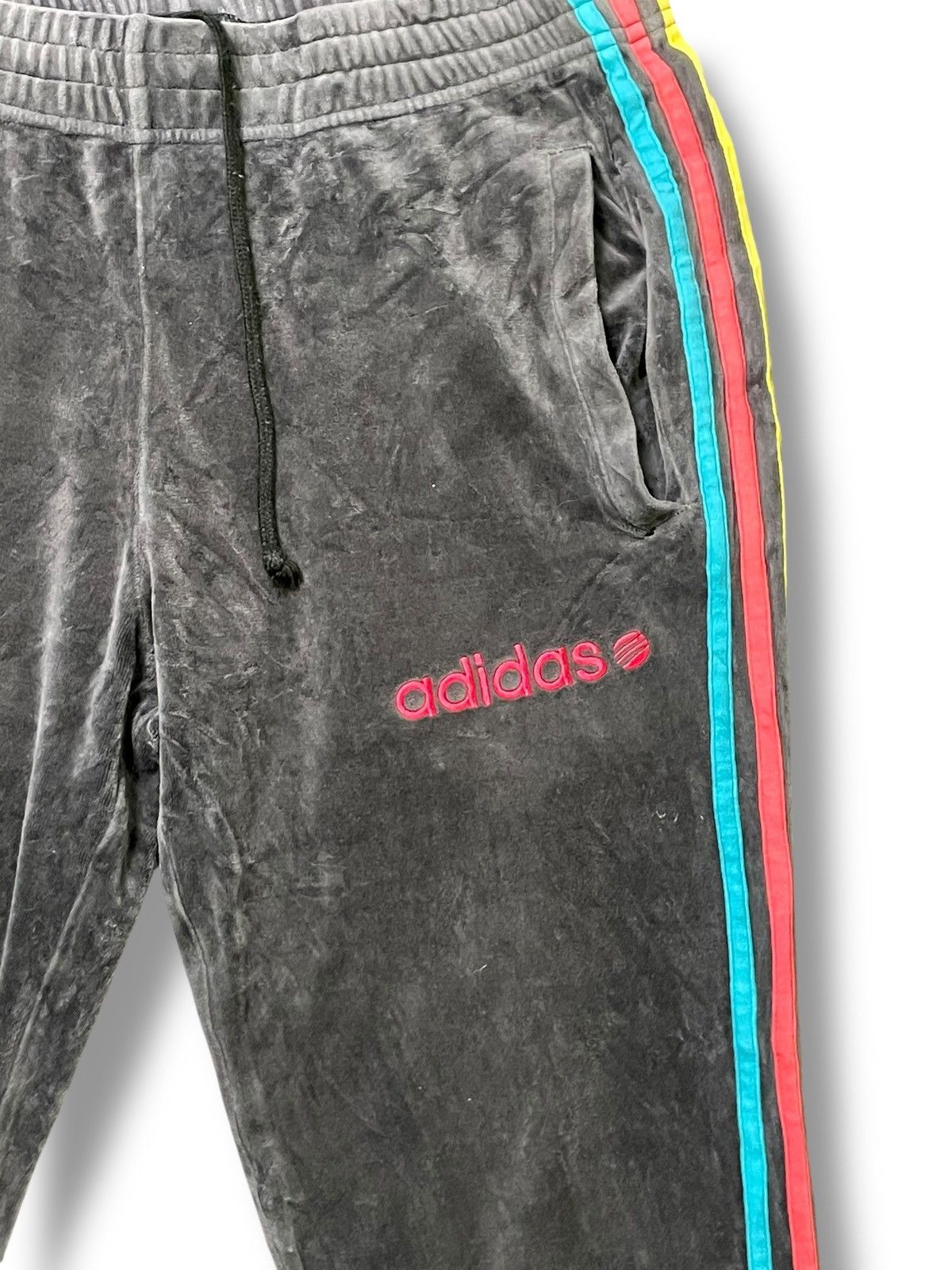 Adidas × Designer × Vintage Adidas x Vintage Velvet Track Pants (43) Size US 36 / EU 52 - 4 Thumbnail