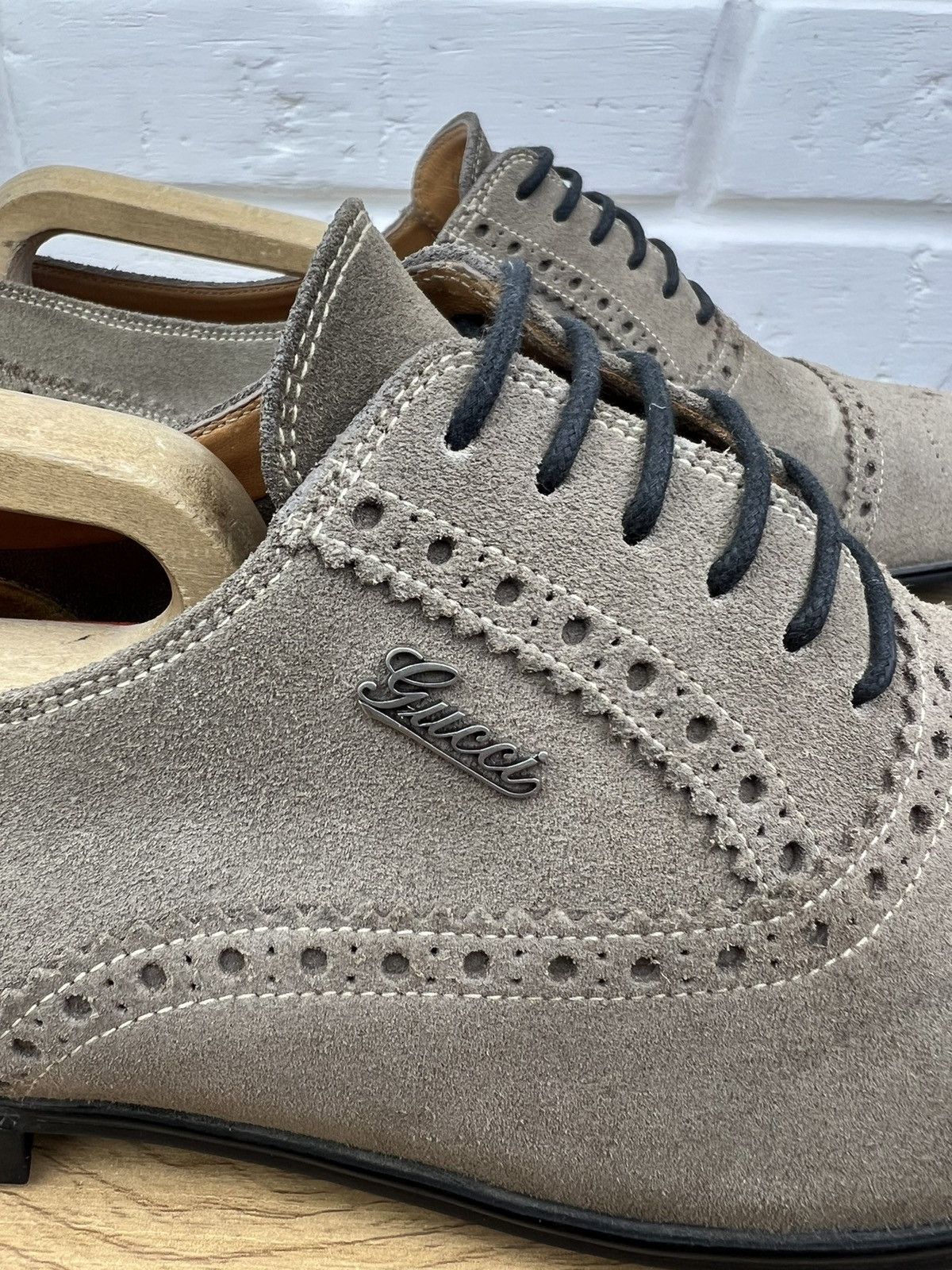 Gucci GUCCI Oxfords Suede Shoes Wingtip Lace Up Metal Logo Beige Size US 9.5 / EU 42-43 - 10 Thumbnail