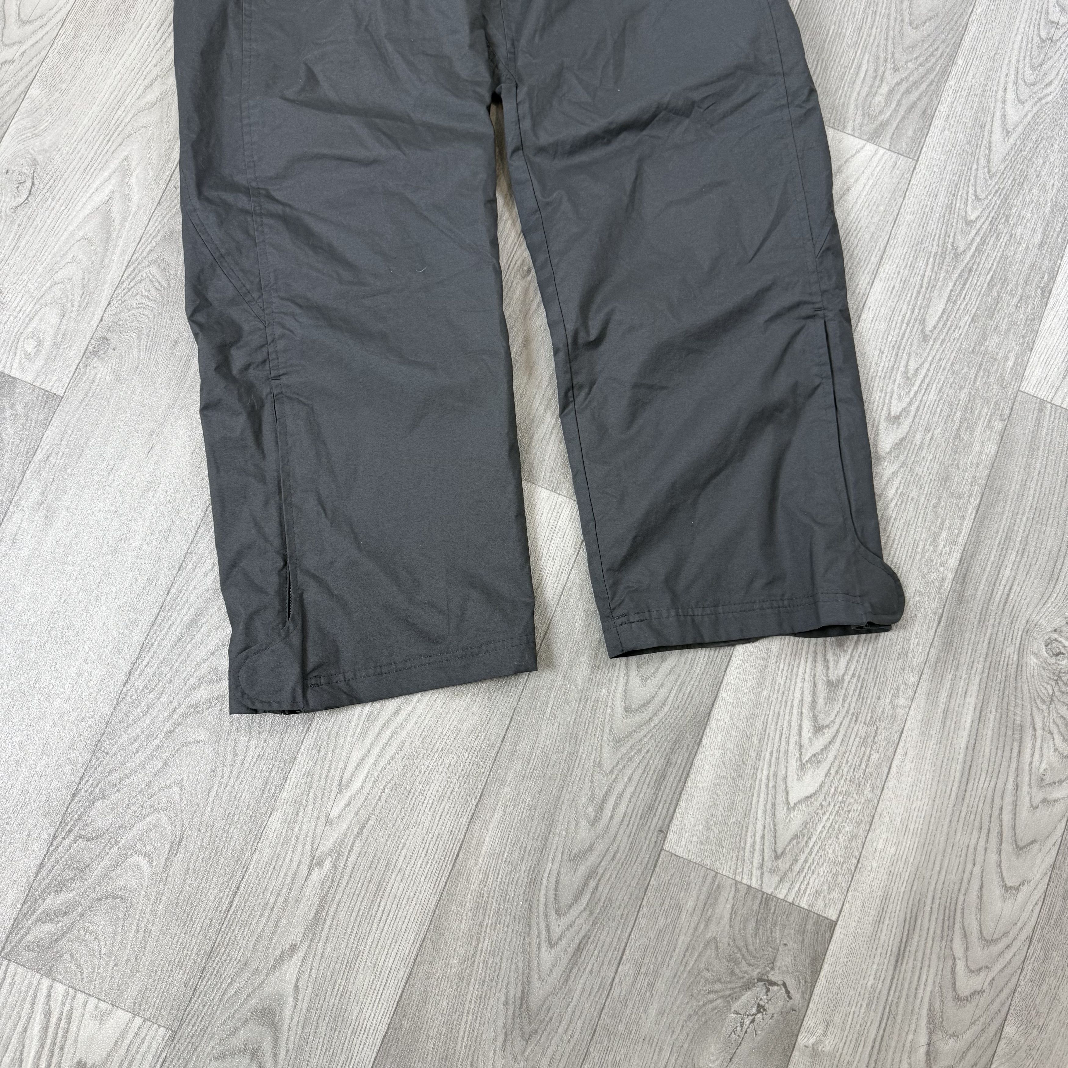 Nike Vintage Nike 90s Gorpcore Nylon Track Pants Size US 32 / EU 48 - 4 Thumbnail