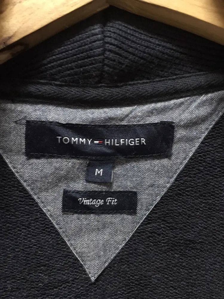 Tommy Hilfiger Vintage Fit Tommy Hilfiger Cardigans Size US M / EU 48-50 / 2 - 6 Thumbnail