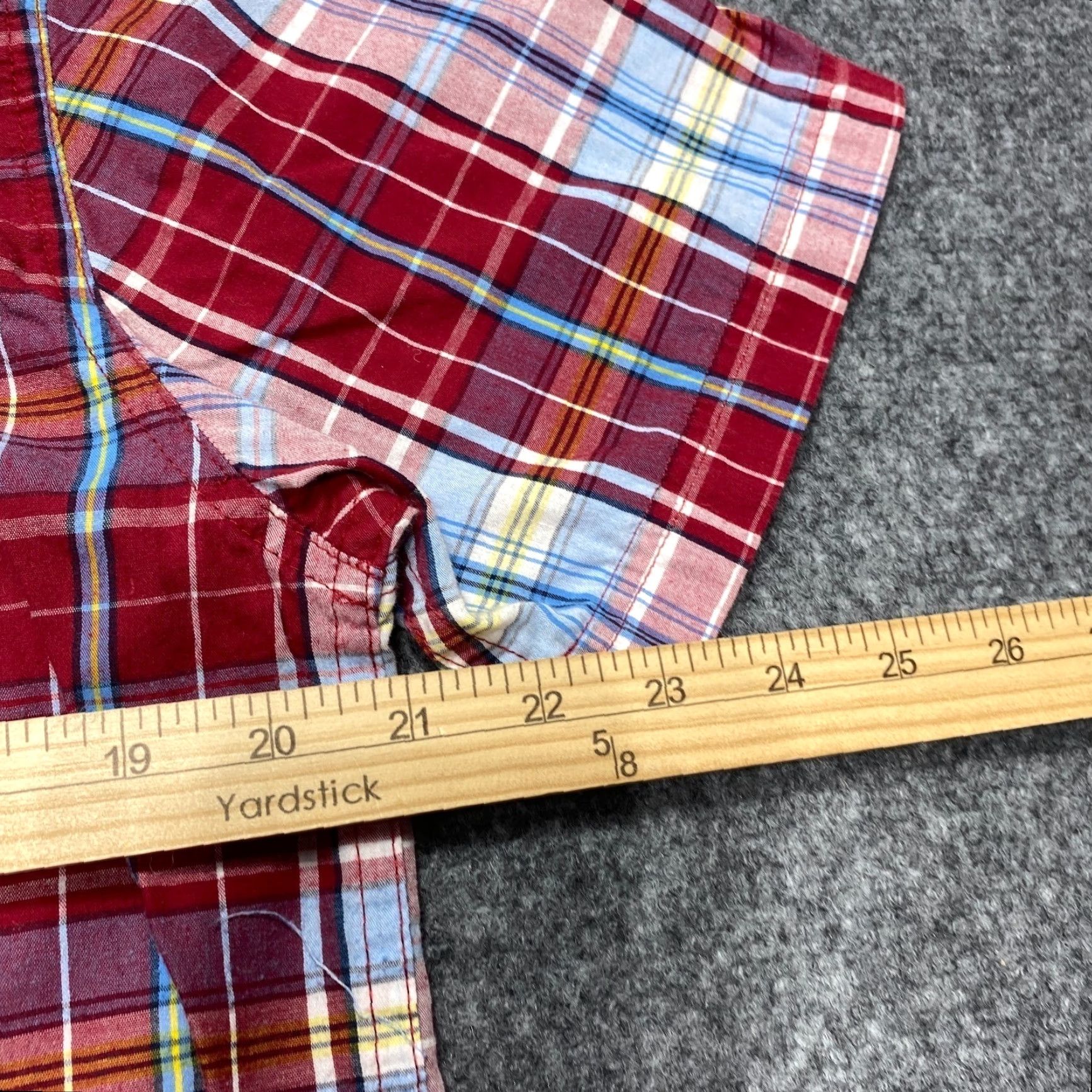 Levi's Levis Shirt Men M Red Plaid Pearl Snap Western Cowboy Flap Pocket Button-Up Short Sleeve Crew Neck Collared Size US M / EU 48-50 / 2 - 7 Thumbnail