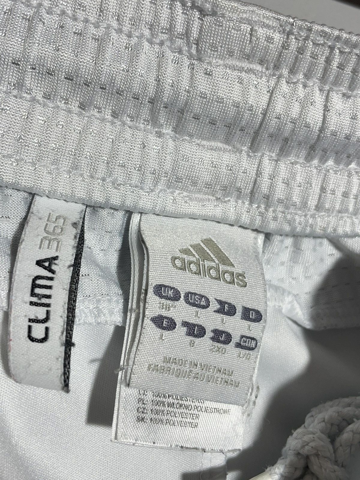 Adidas × Vintage #9 Ronaldo Real Madrid Adidas 2009/10 Home Football Kit Size US M / EU 48-50 / 2 - 25 Thumbnail