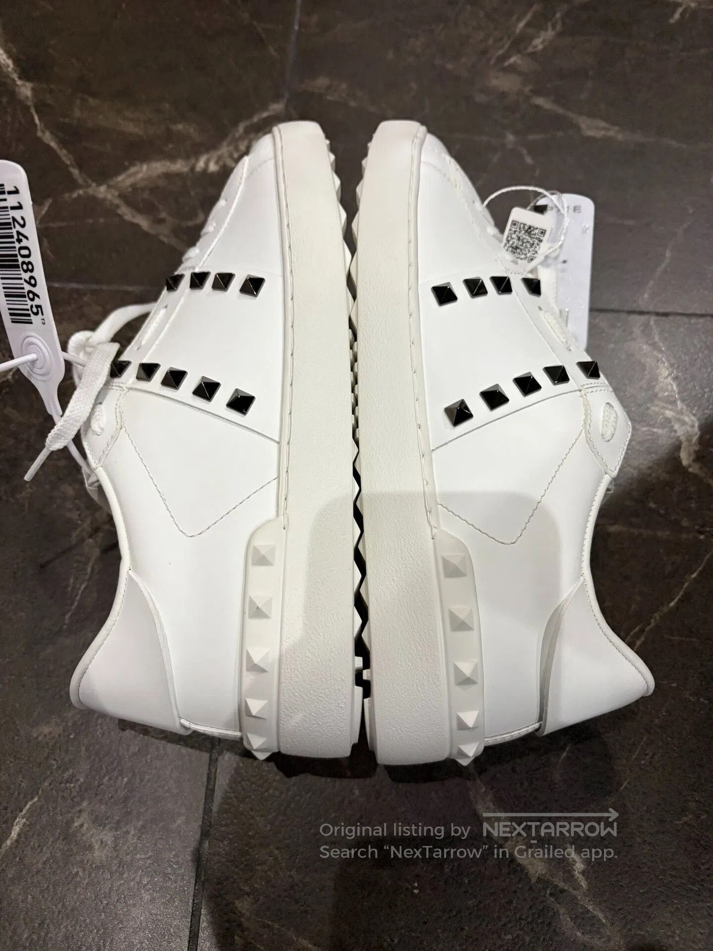 Valentino Valentino Rockstud Garavani Men's Flat Sneakers. Size US 7 / EU 40 - 5 Thumbnail