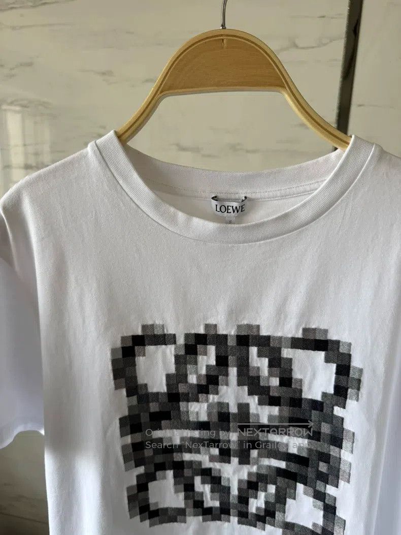 Loewe Loewe Pixel Mosaic Short Sleeve Size L / US 10 / IT 46 - 7 Thumbnail