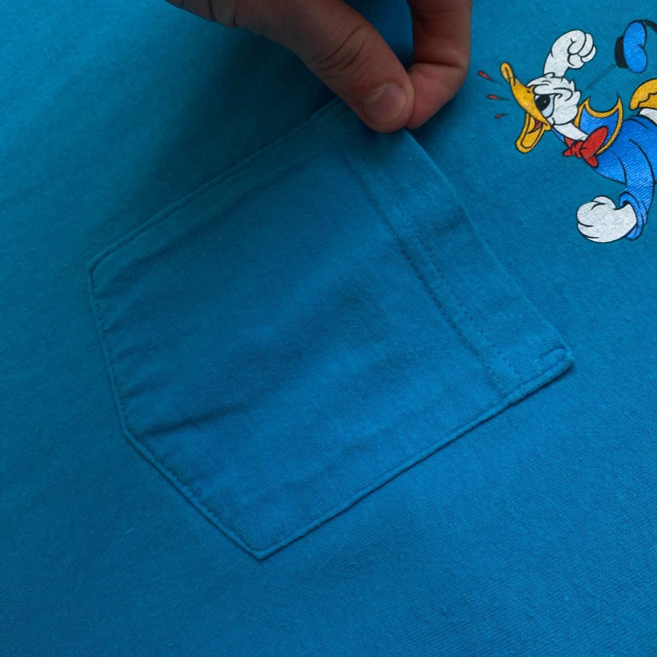 Disney Vintage made in usa Disney tee shirt Size US XL / EU 56 / 4 - 4 Thumbnail