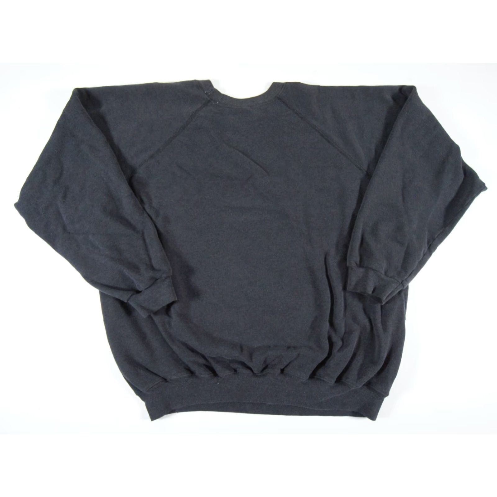 Hanes Vintage Hanes 90s Hawaiian Crewneck Sweatshirt XL Men Black Fleece Pullover Outdoor Casual Size US XL / EU 56 / 4 - 4 Thumbnail
