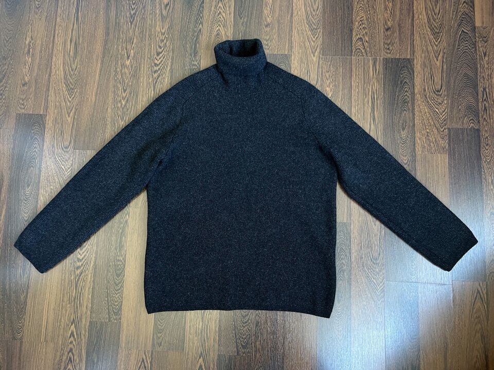 Louis Vuitton Louis Vuitton Mens Sweater Turtleneck Wool Gray Size XL Size US XL / EU 56 / 4 - 16 Thumbnail