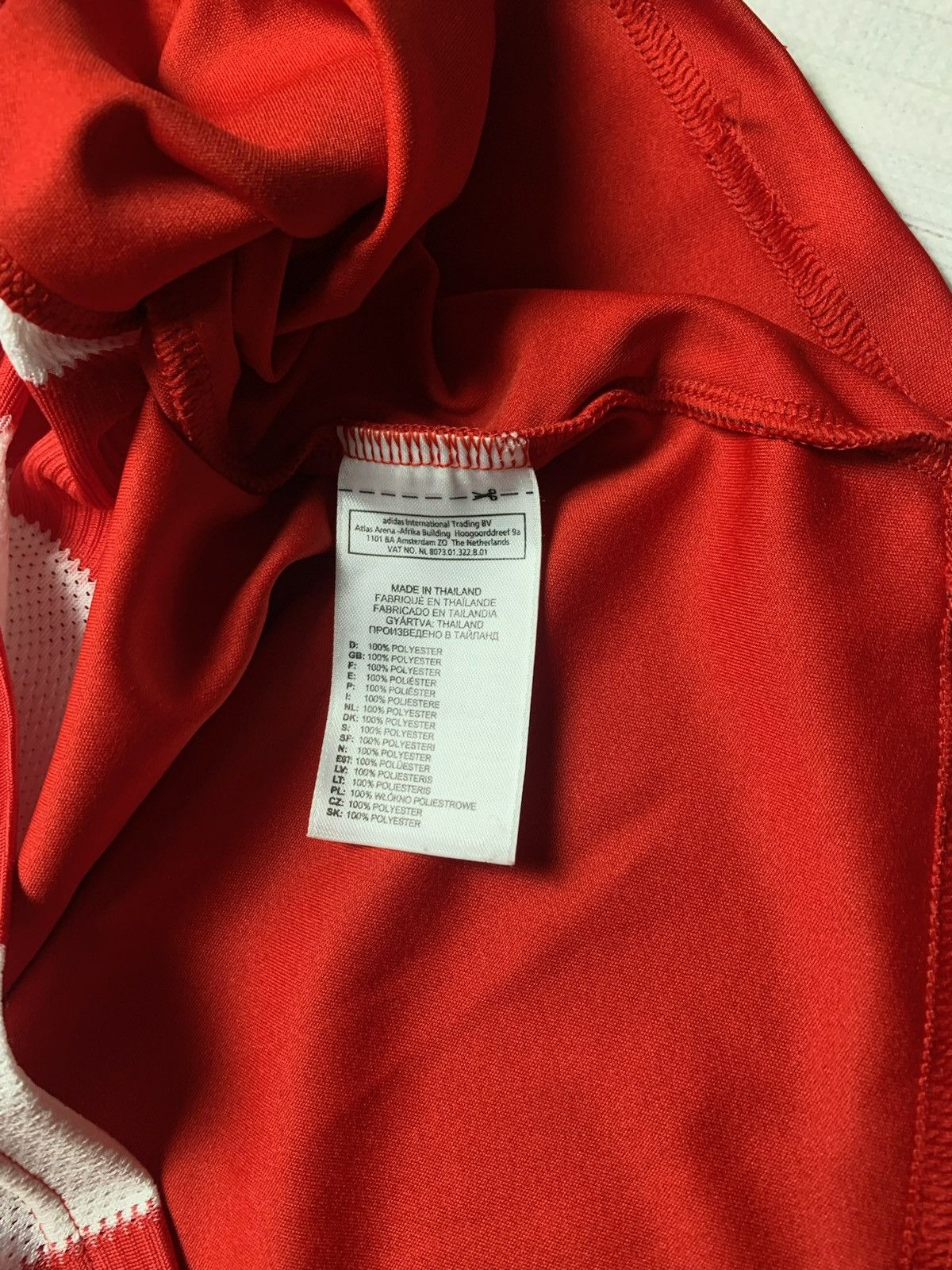 Adidas × Vintage Vintage adidas Bayern Munich soccer jersey size M Size US M / EU 48-50 / 2 - 6 Thumbnail