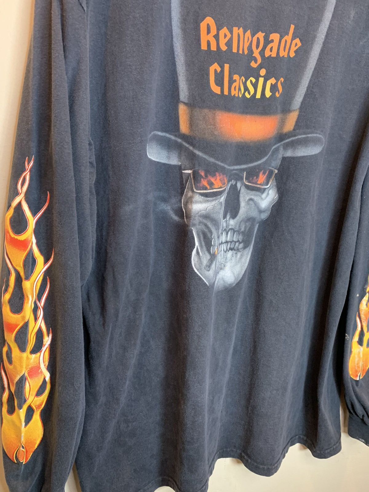 Vintage *RARE* Vintage 90’s Renegade Biker Skull Flame Faded Shirt Size US L / EU 52-54 / 3 - 3 Thumbnail