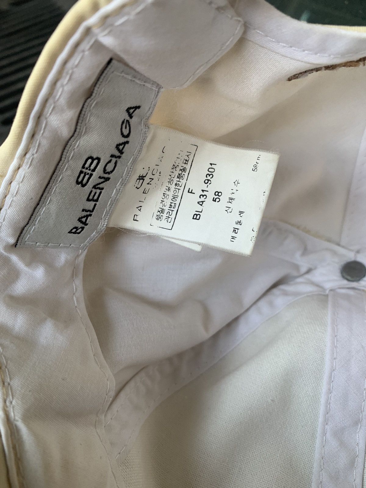 Balenciaga × Vintage Vintage balenciaga golf hat Size ONE SIZE - 8 Thumbnail