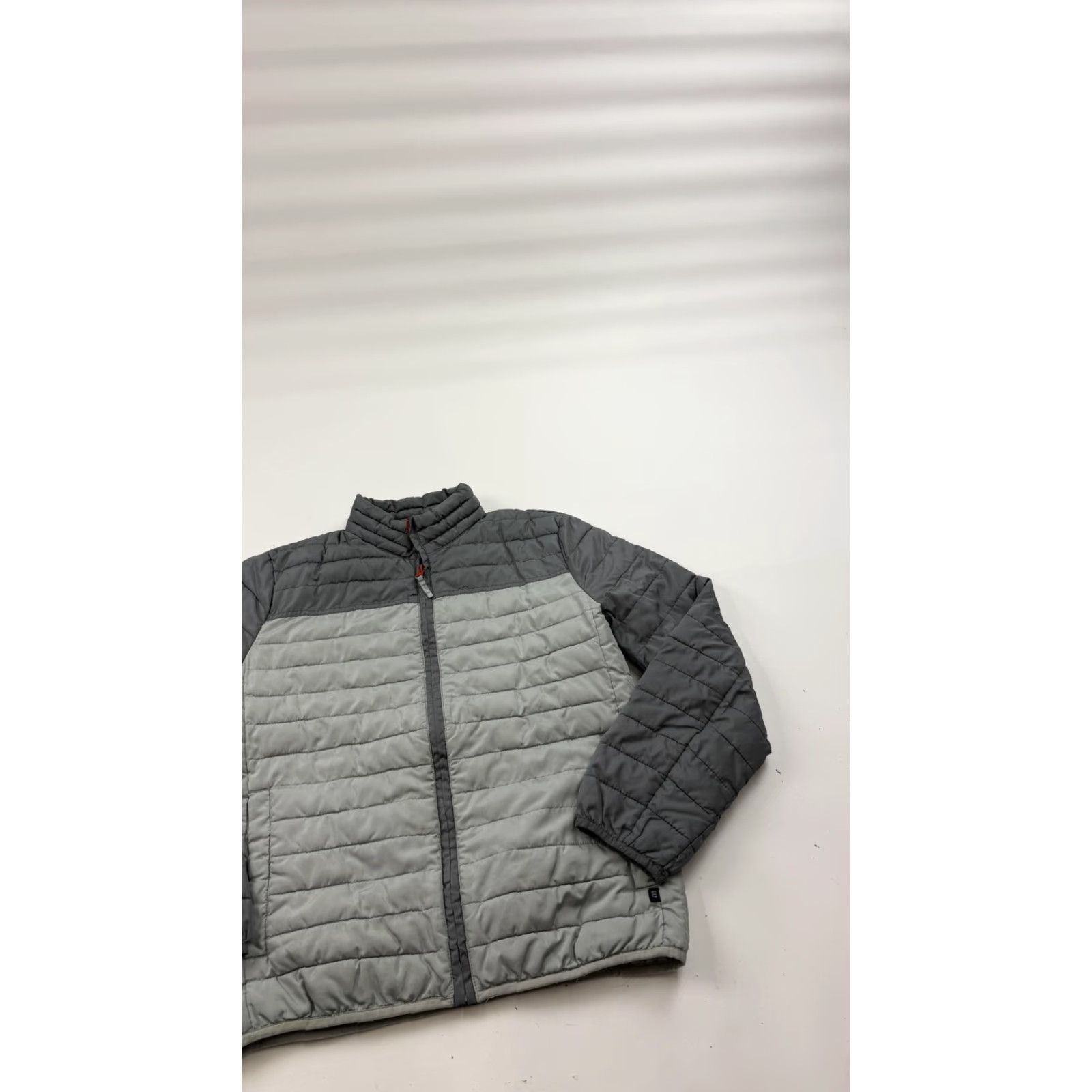 Gap Gap Jacket Mens Medium Gray Quilted Puffer Water Resistant ColdControl Size US M / EU 48-50 / 2 - 2 Thumbnail